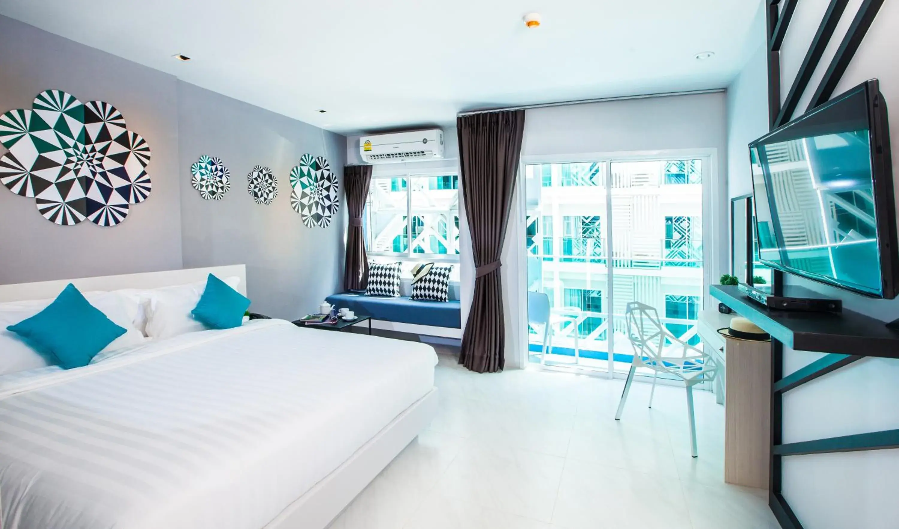 Deluxe Double Room in The Crib Patong - SHA Certified Deluxe Double Room in The Crib Patong - SHA Certified
