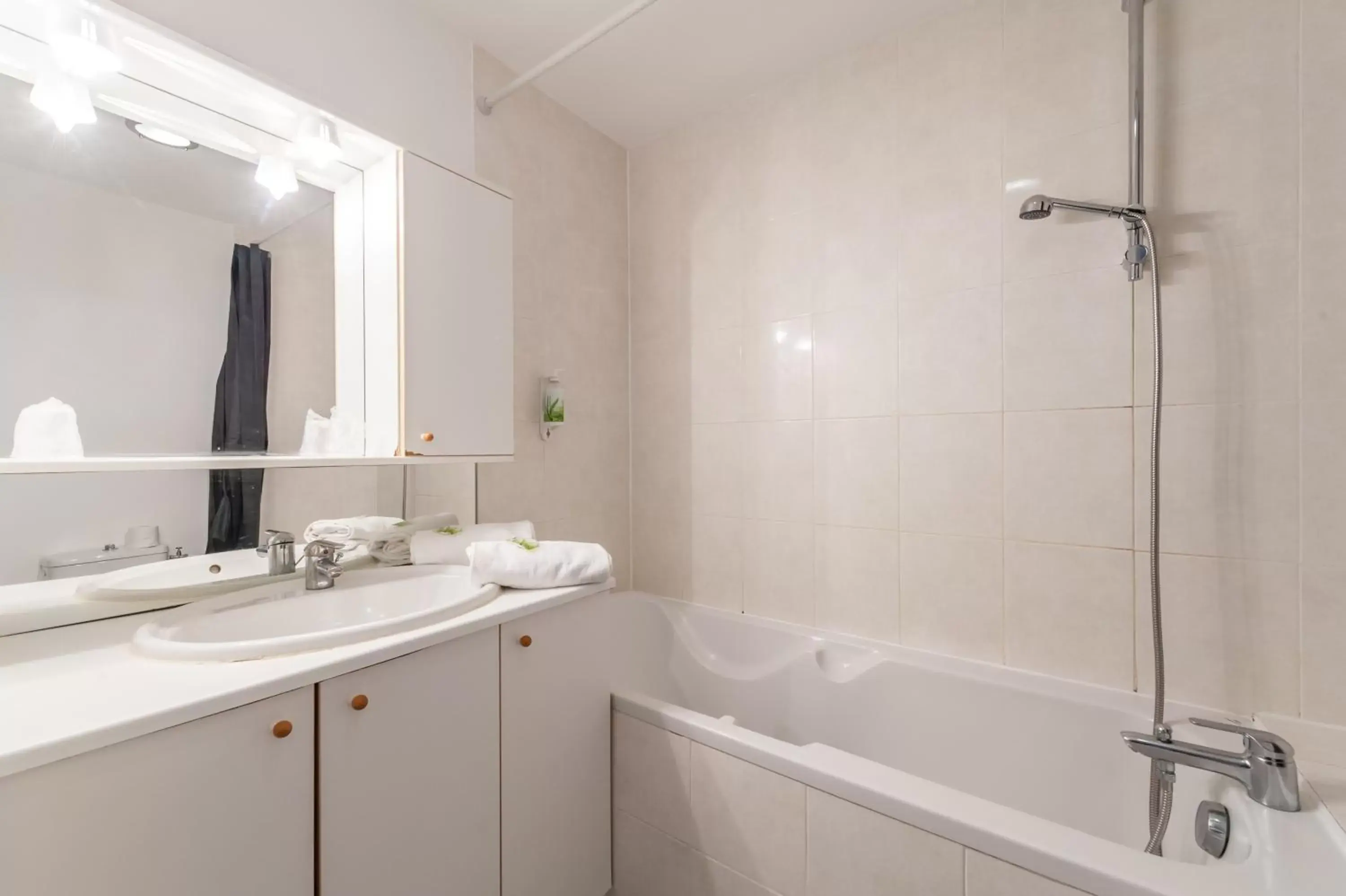 Studio Double in Residhotel Vieux Port Studio Double in Residhotel Vieux Port