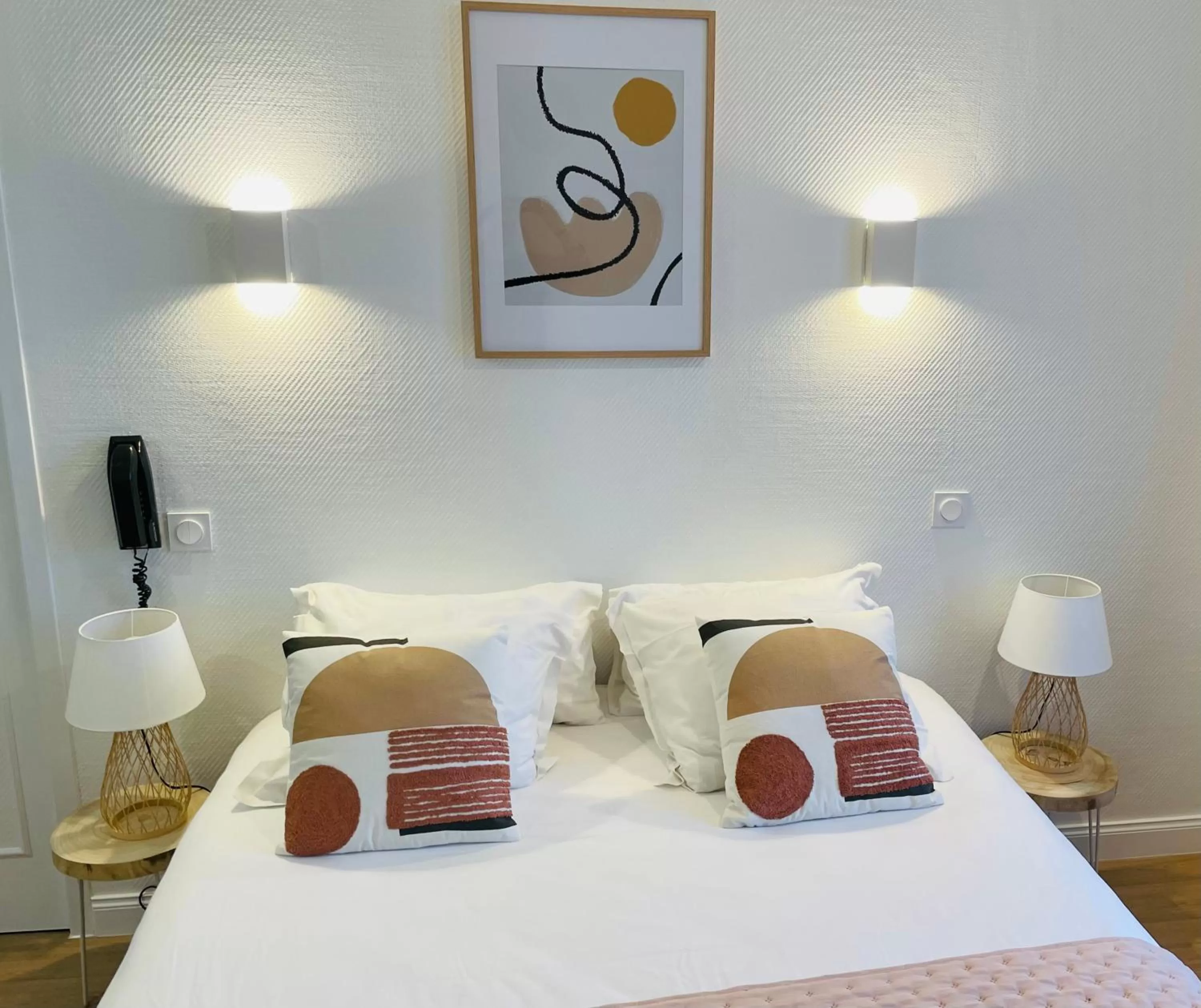 Bed in Hôtel Porte Mars - Reims Gare Centre Arena