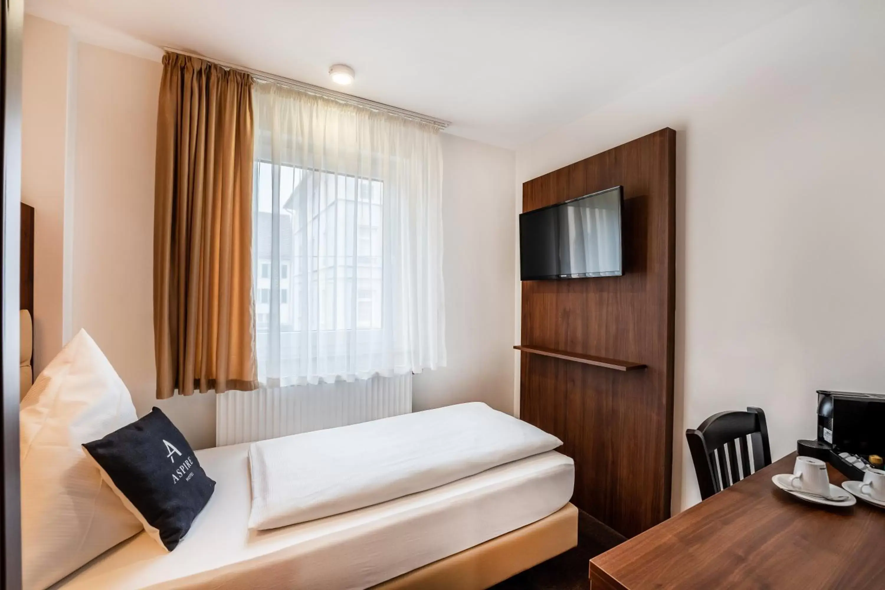 Economy Single Room in Stadthotel Reutlingen Economy Single Room in Stadthotel Reutlingen