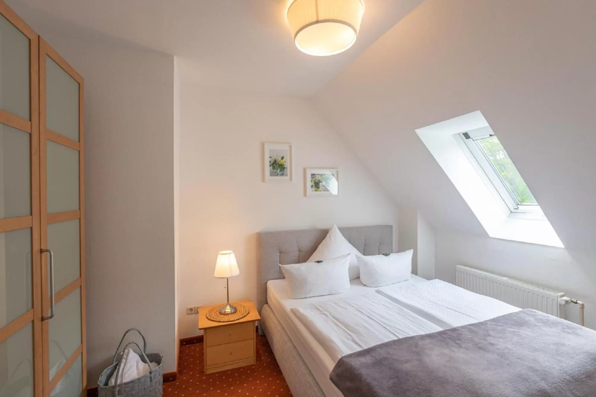 Bed in Seehotel Lindenhof