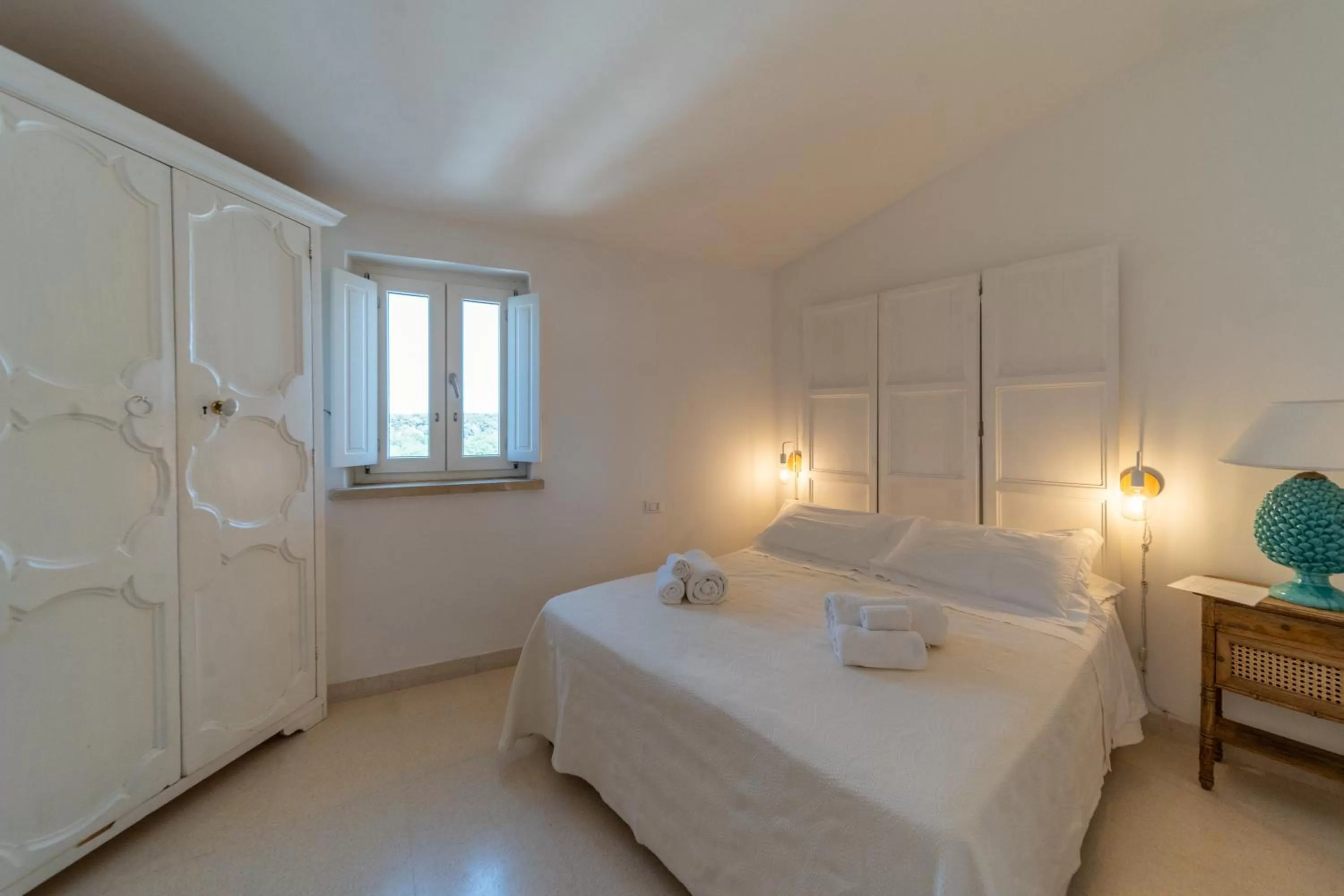 Photo of the whole room, Bed in Palazzo De Mori