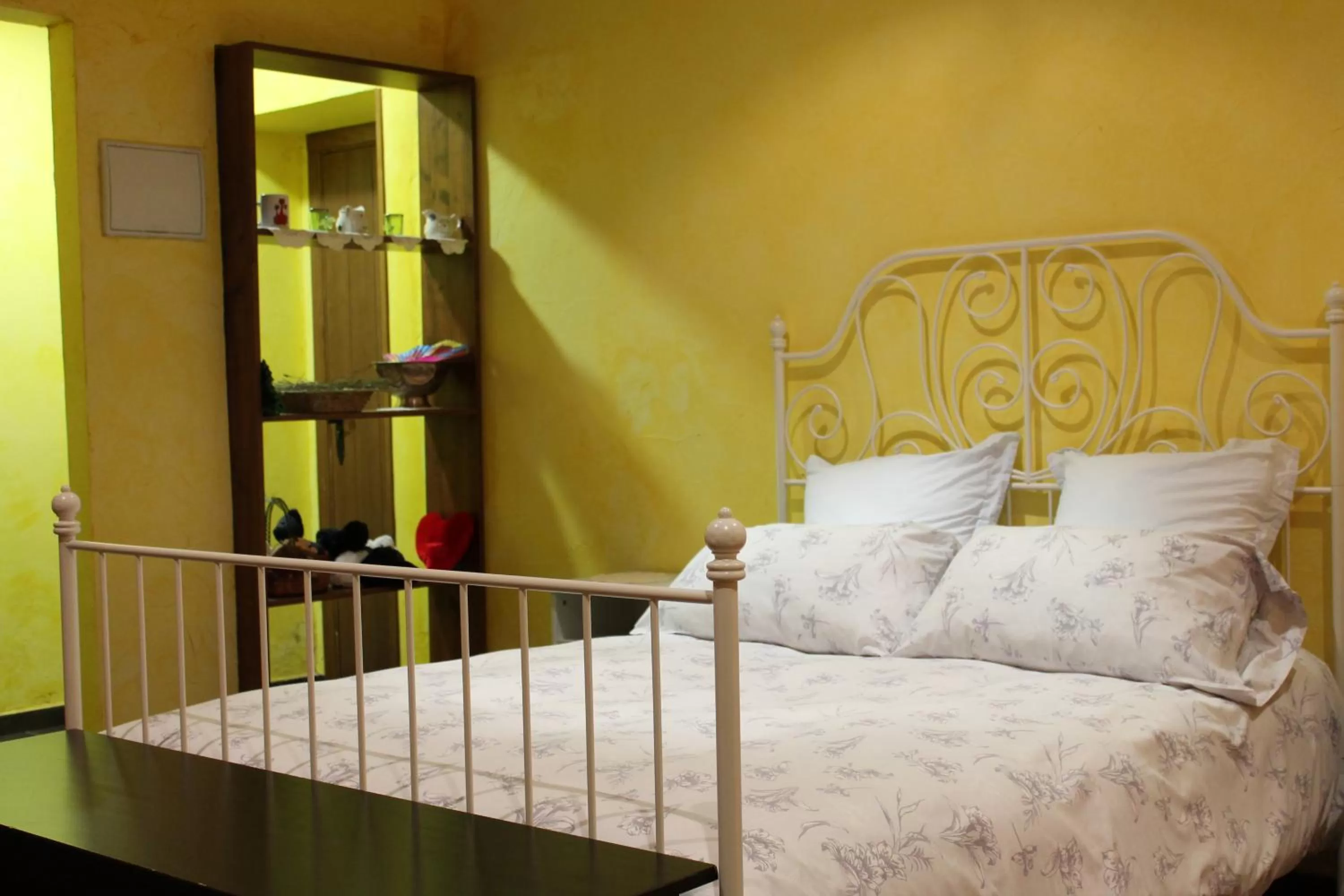 Bed in Hotel Restaurante Sonsoles