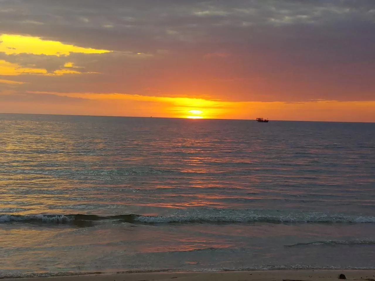 Beach, Sunrise/Sunset in Good Time Boutique Hotel