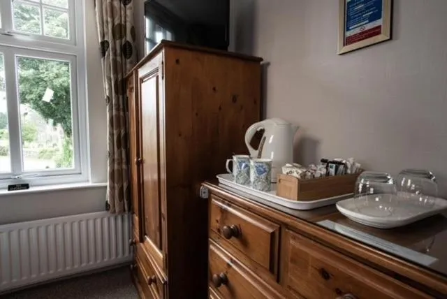 Coffee/tea facilities in Meadowcroft Guest House