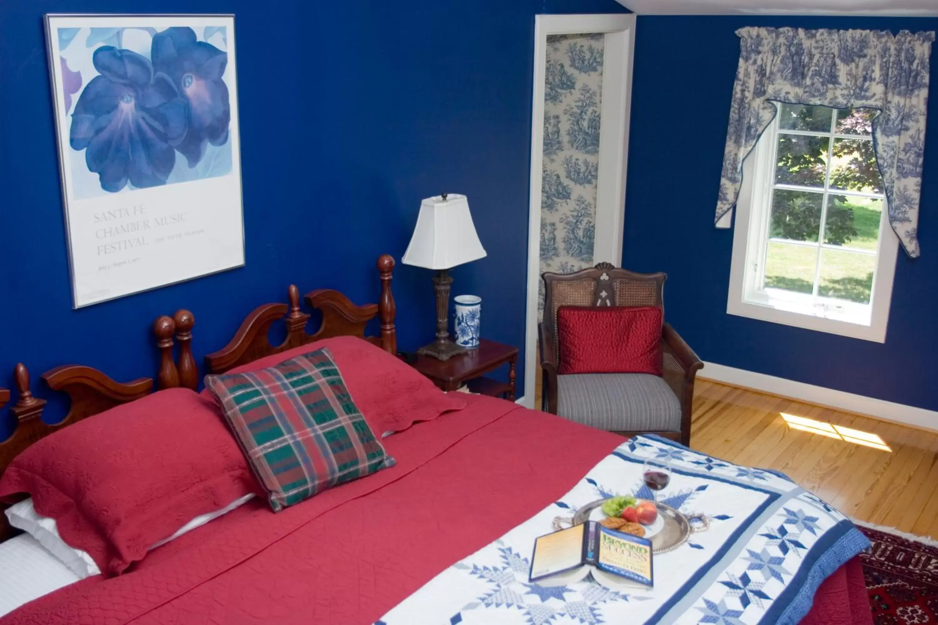 Superior King Room in Inn at Huntingfield Creek Superior King Room in Inn at Huntingfield Creek