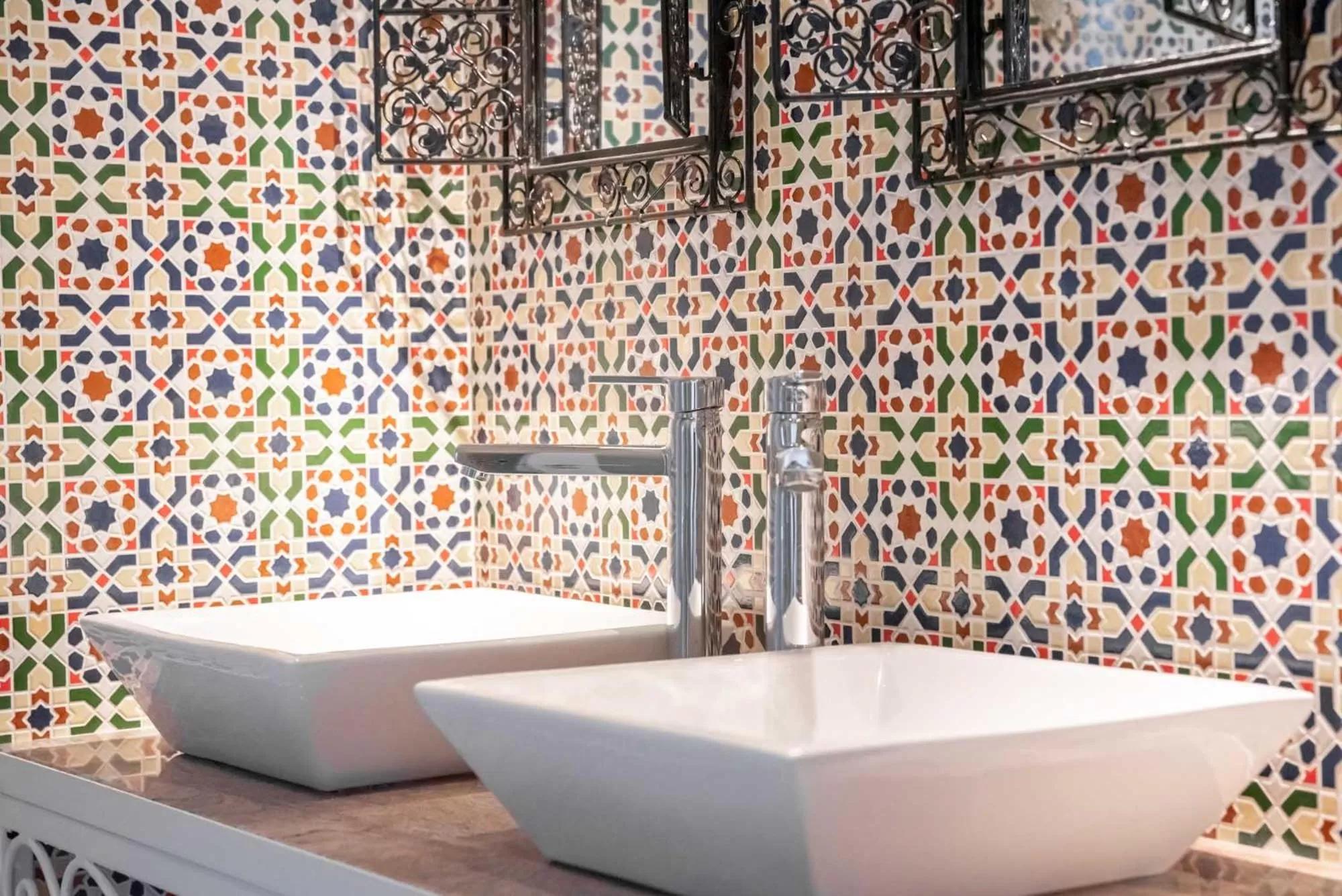 Bathroom in Ryad Mogador Liège