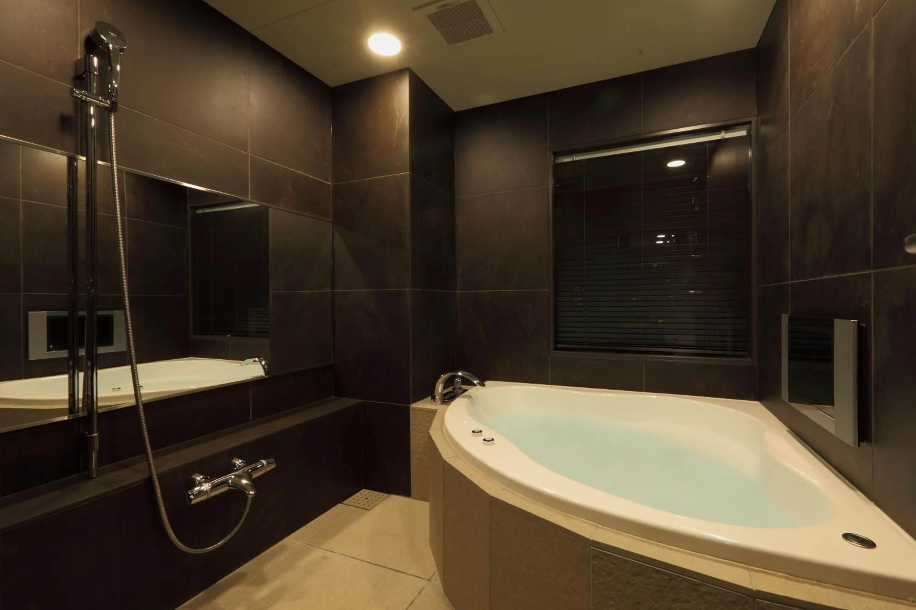 Bathroom in Centurion Hotel Grand Akasakamitsuke Station