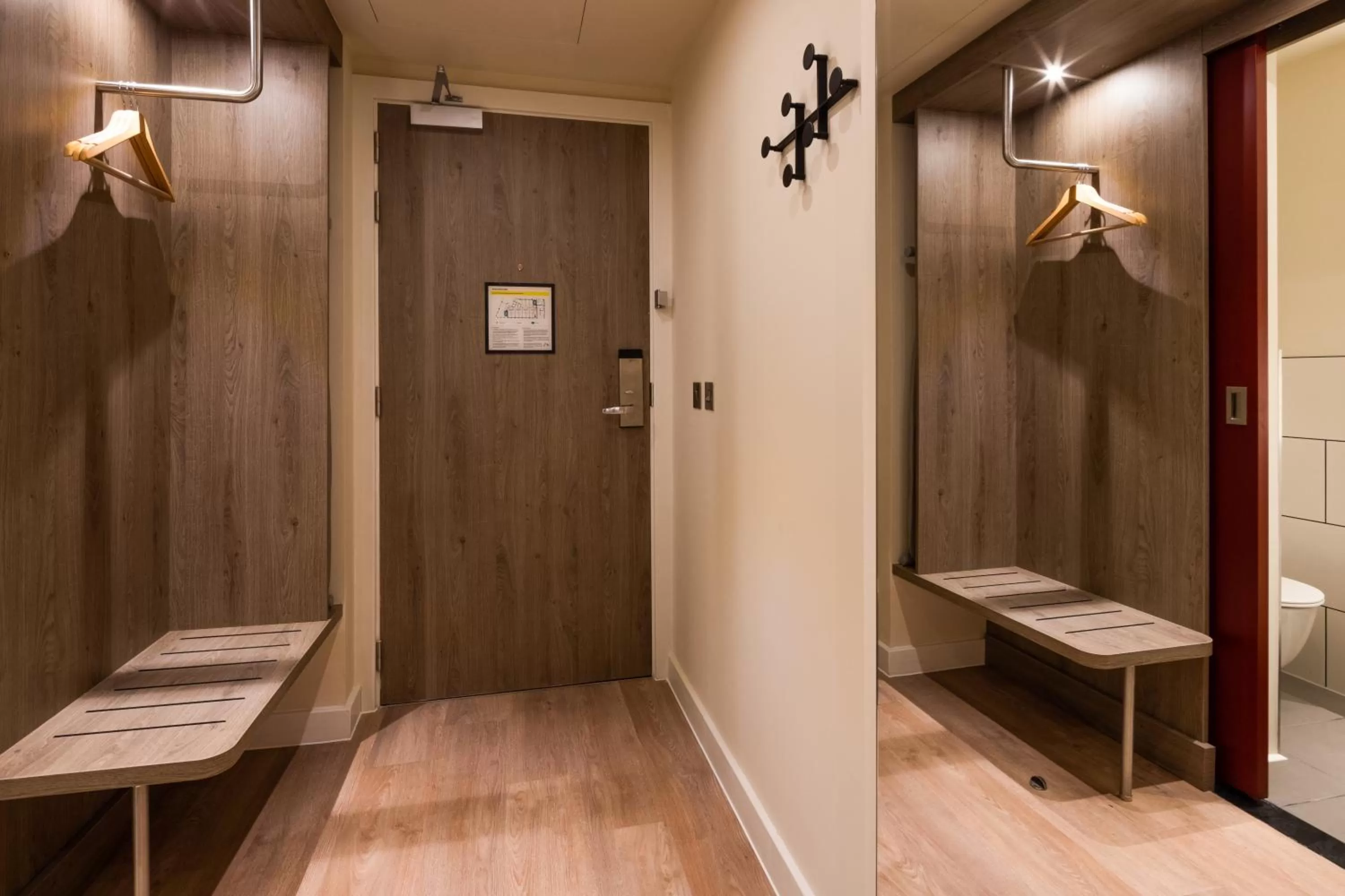 storage in Hampton By Hilton Bath City