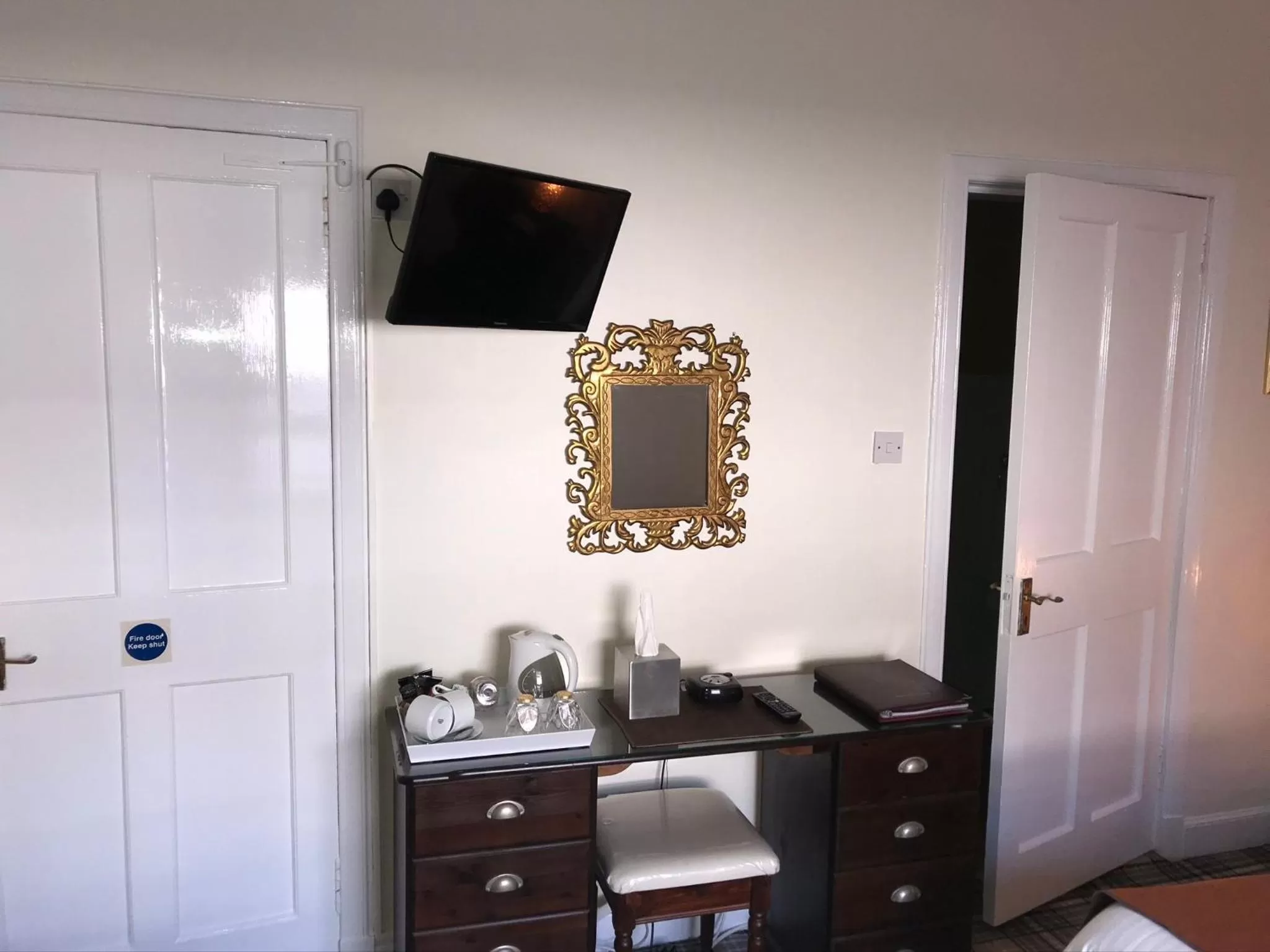 Coffee/tea facilities in Woodvale