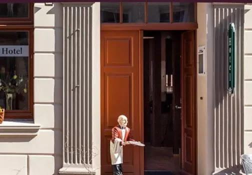 Facade/entrance in Hotel Haus Sajons