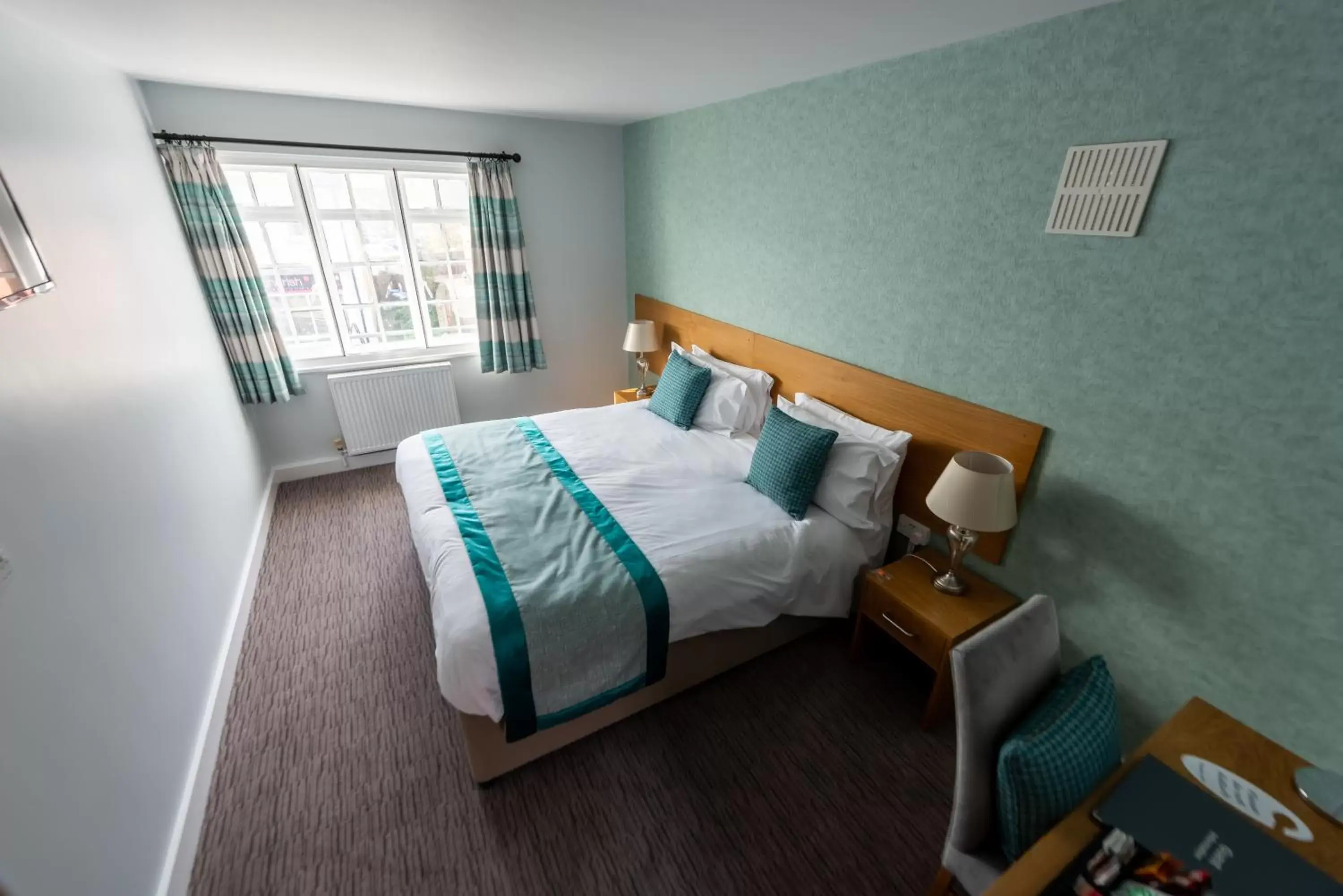 Double or Twin Room with Shower in Queen Street Tap Double or Twin Room with Shower in Queen Street Tap