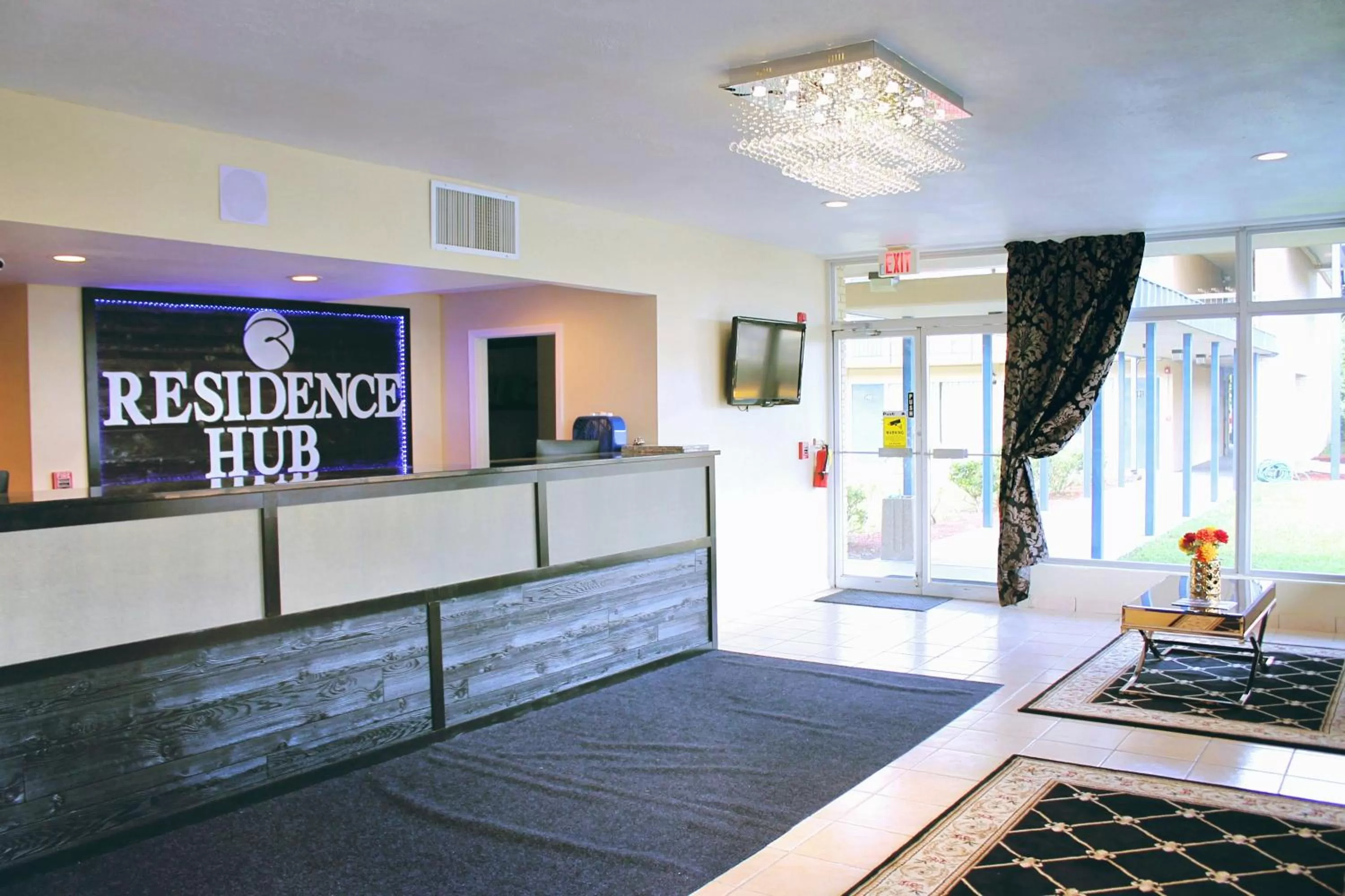 Residence Hub Inn and Suites
