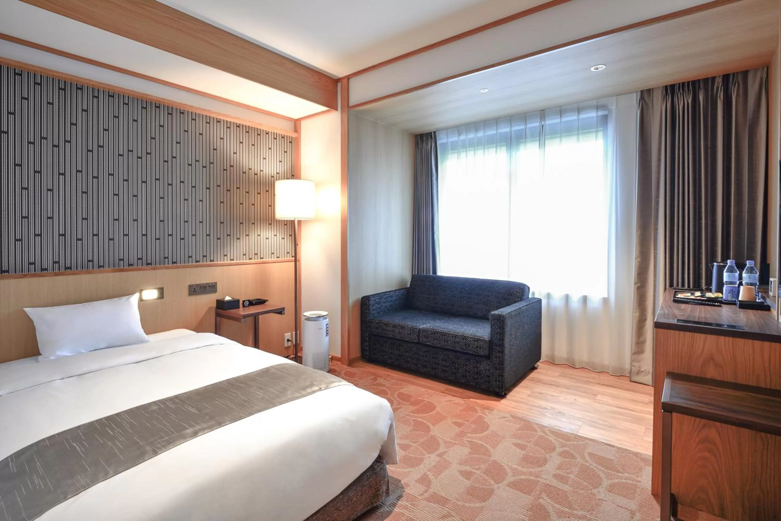 Photo of the whole room, Bed in Hotel Gracery Taipei