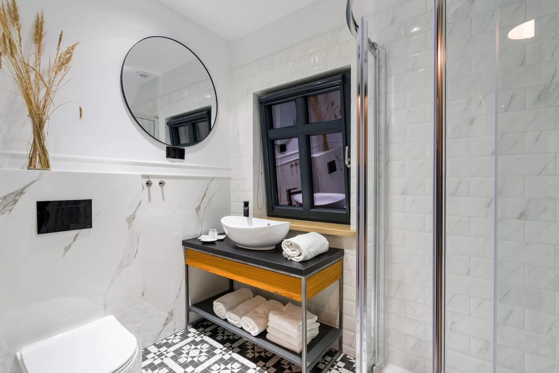 Shower in Kurort Kameralny