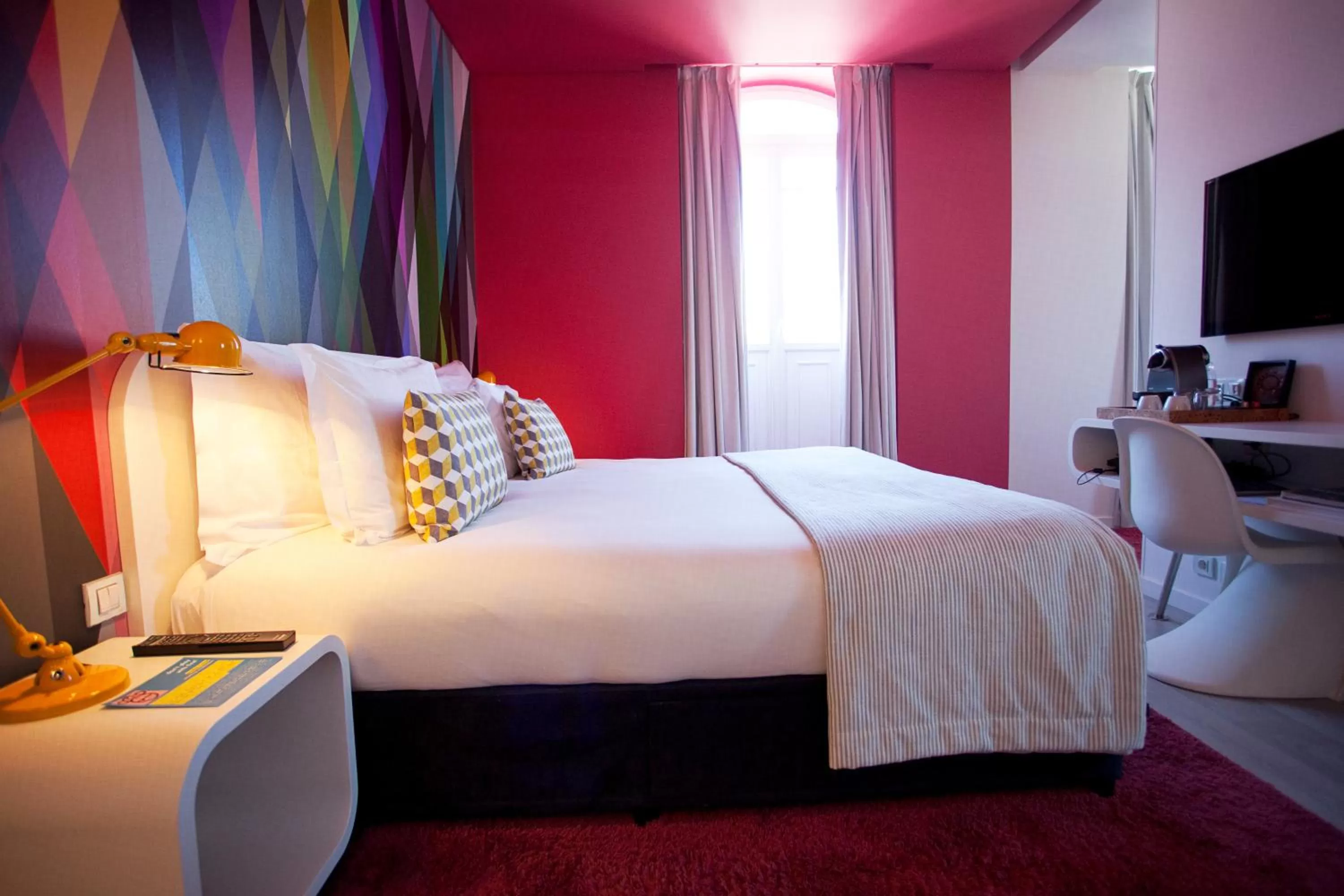 Bedroom, Bed in Internacional Design Hotel