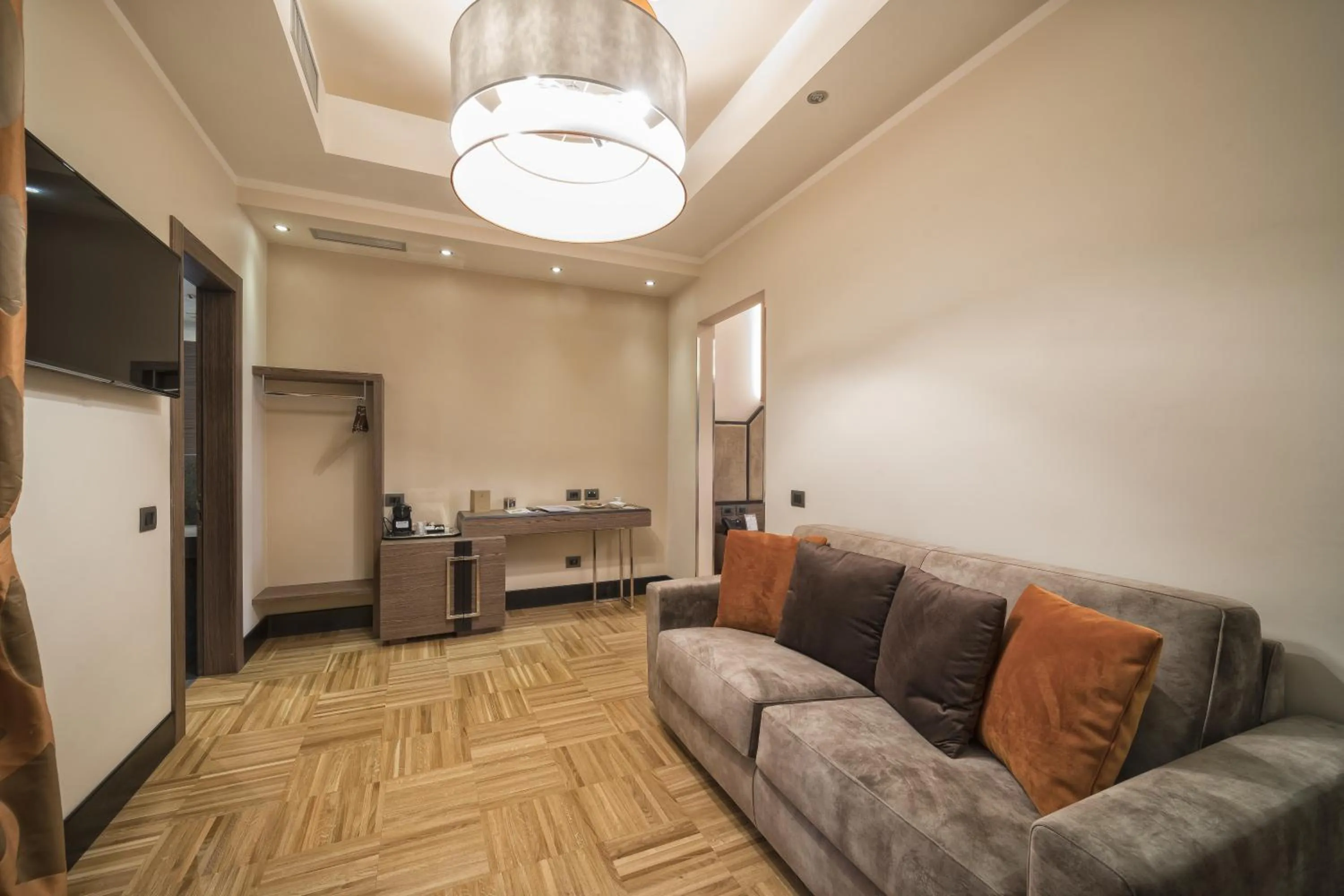 Coffee/tea facilities in Solo Experience Hotel