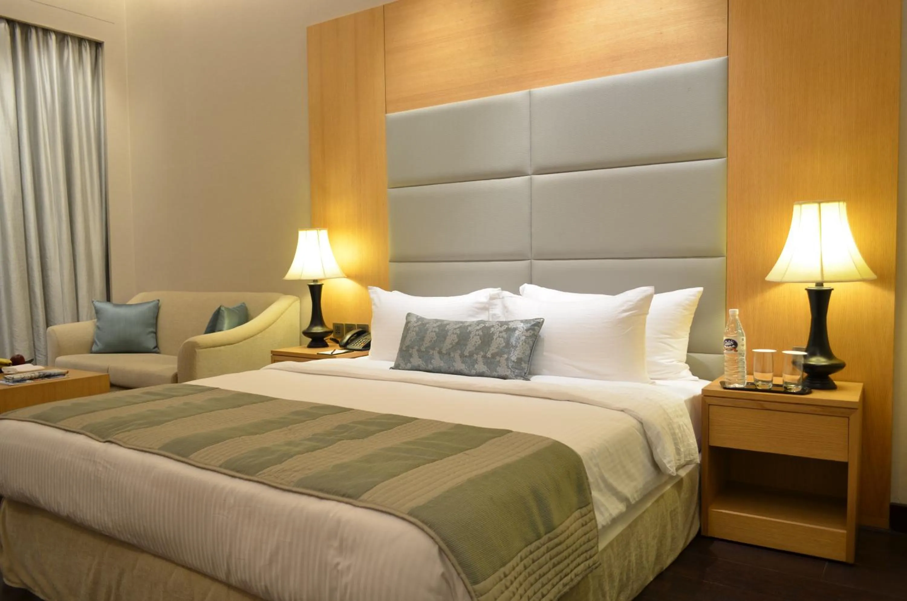 Bedroom, Bed in The Umrao