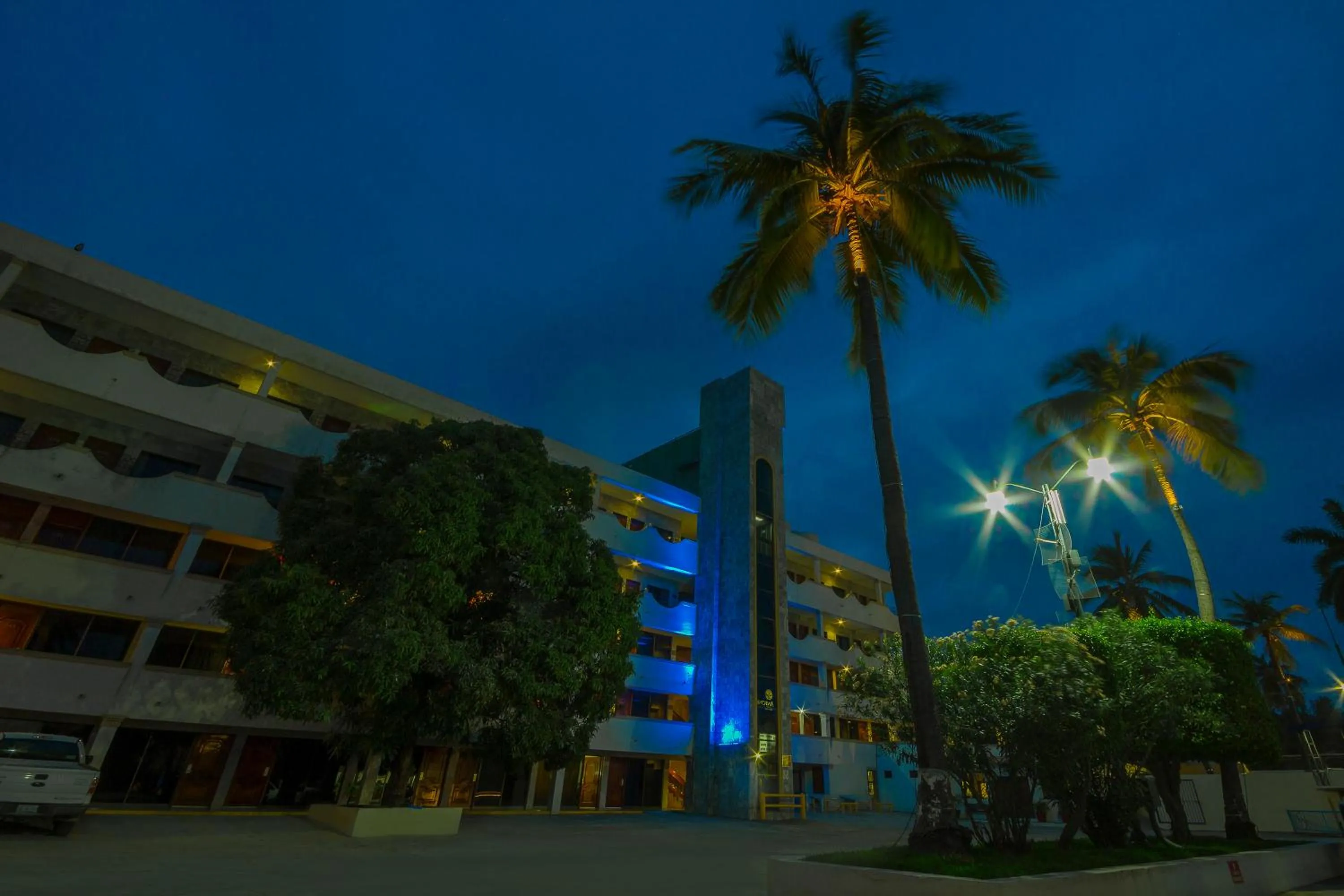 Property building in Hotel San Antonio