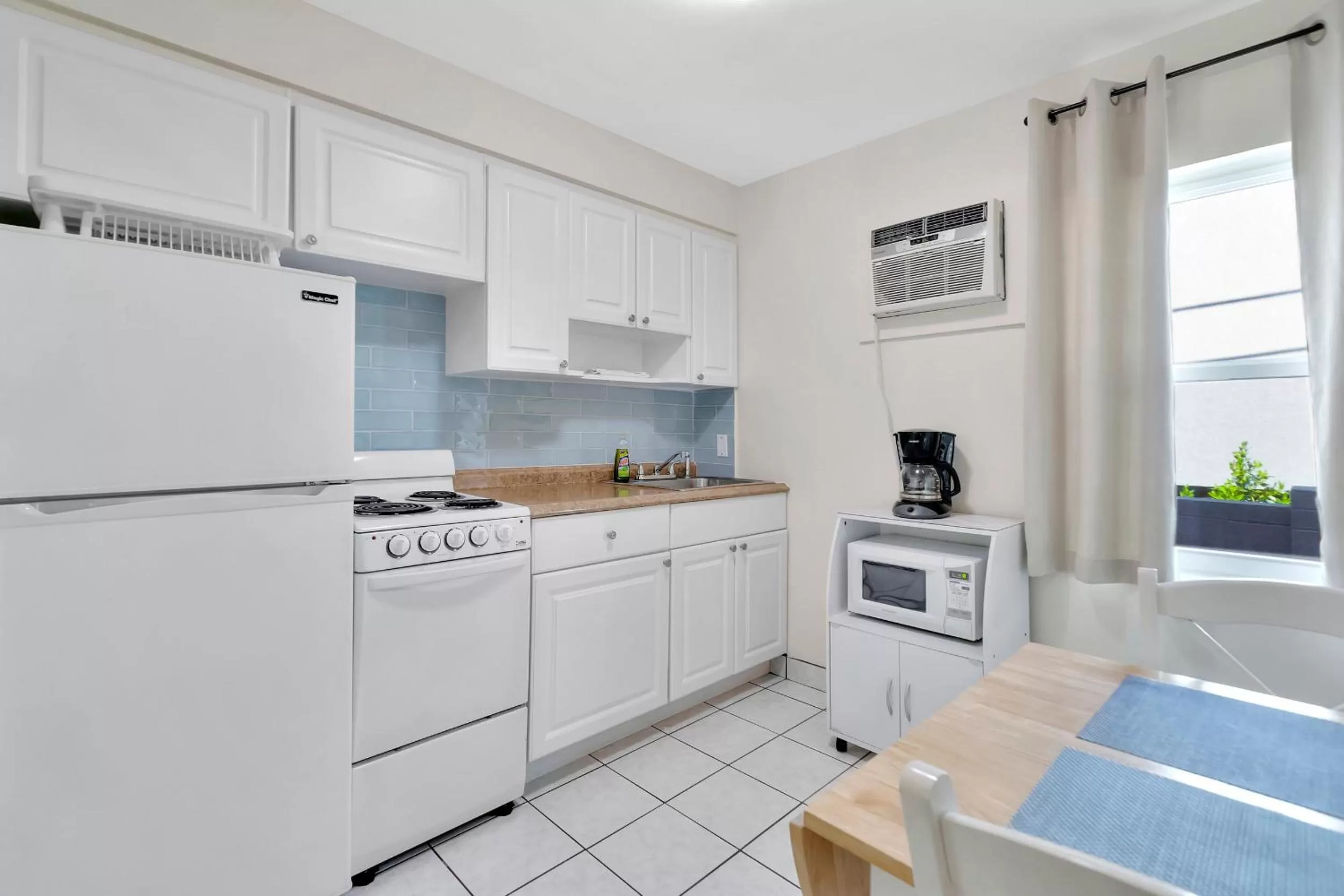 kitchen in Seahorse Guesthouse