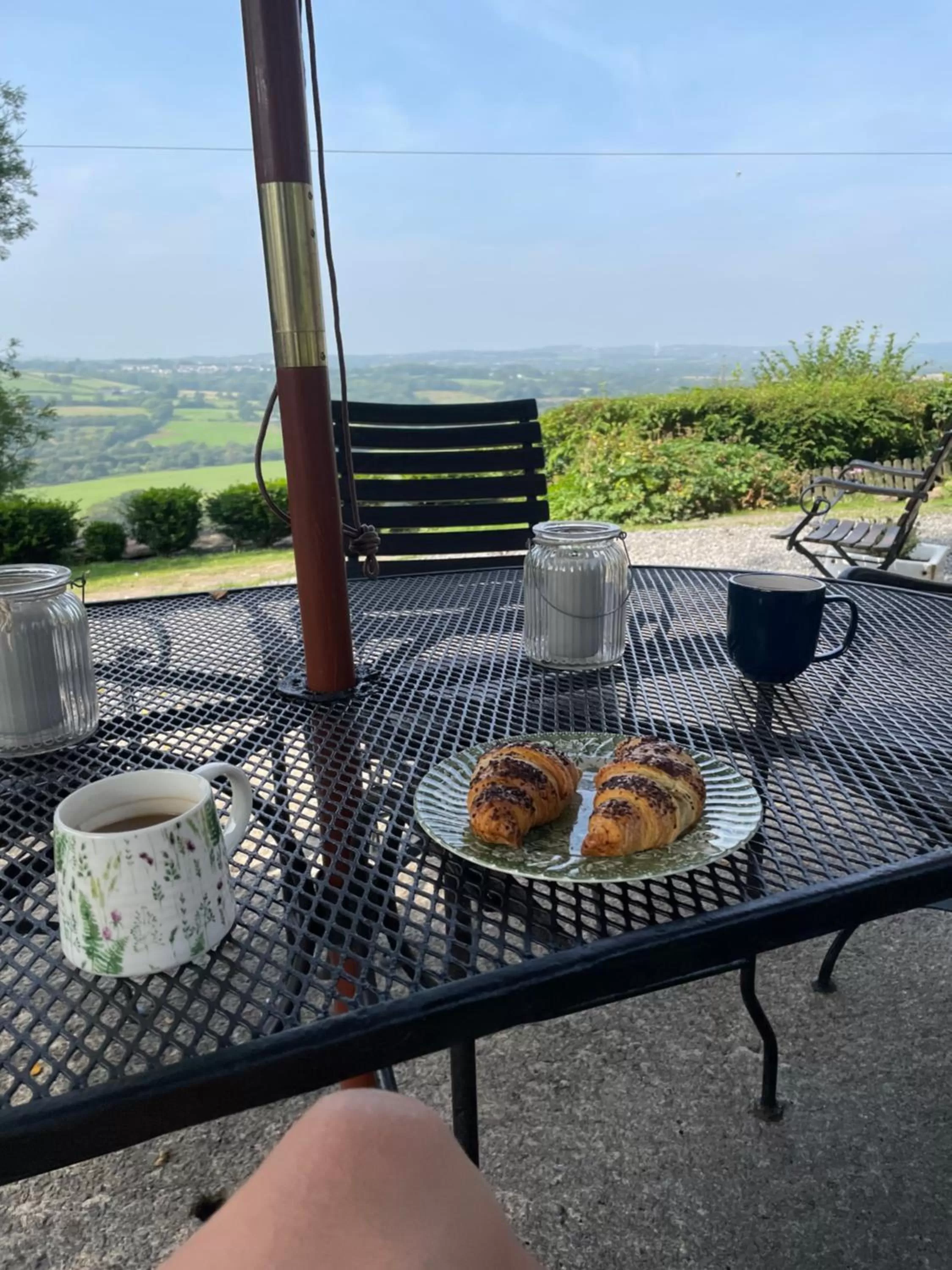Patio in Efail Y Garn