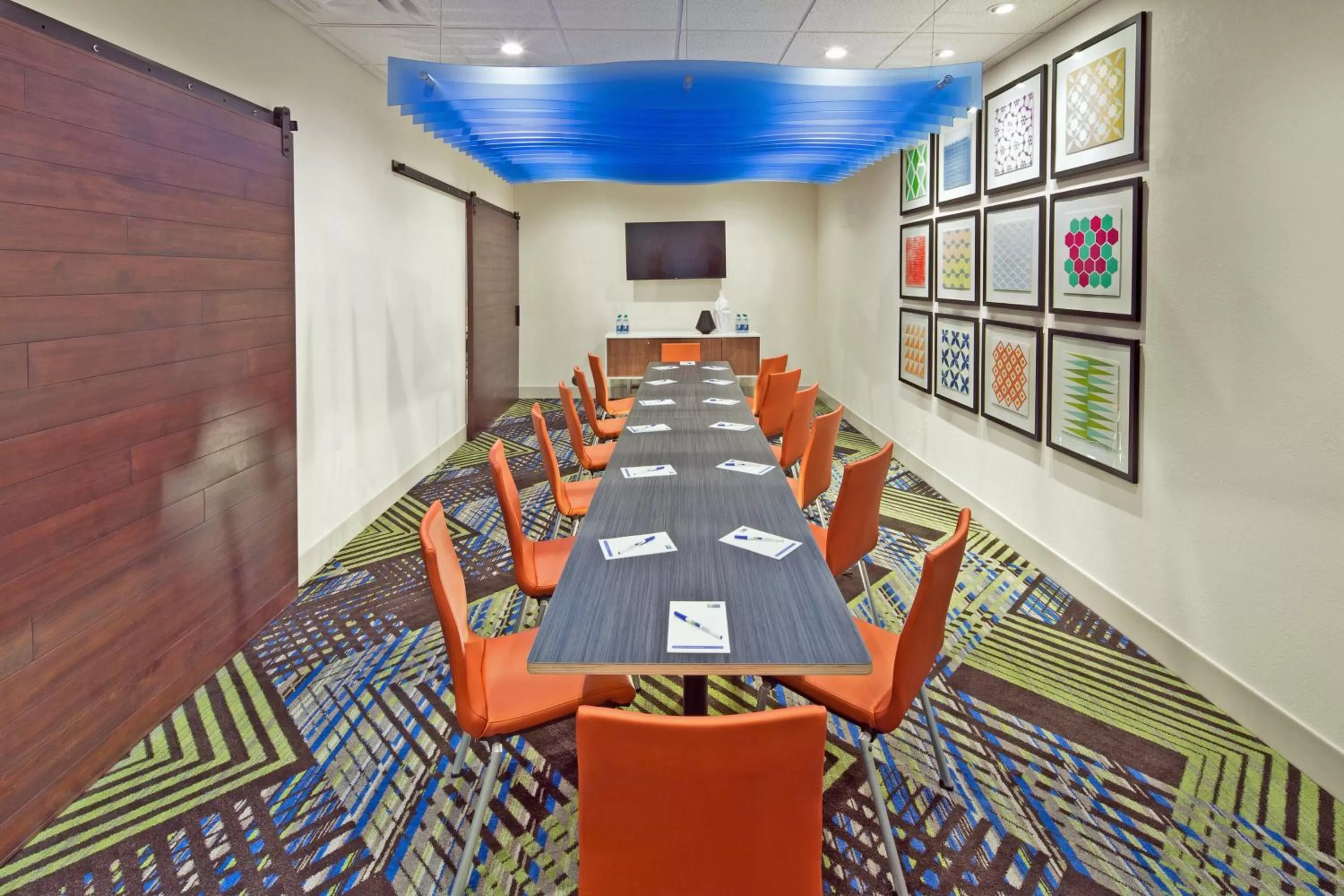 Meeting/conference room in Holiday Inn Express & Suites - Indianapolis NW - Zionsville by IHG
