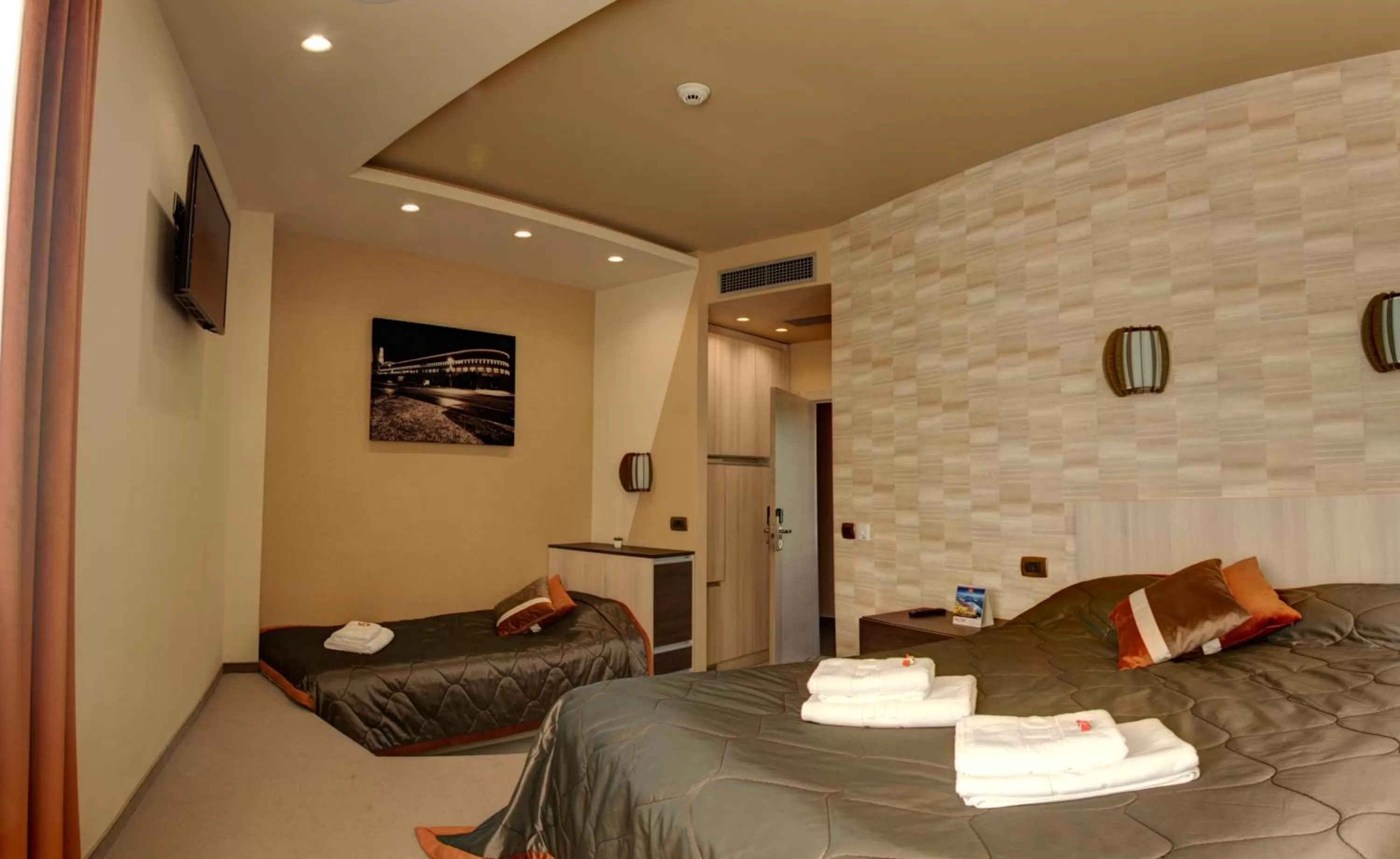 Bedroom, Bed in Garni Hotel Vigor - EV station
