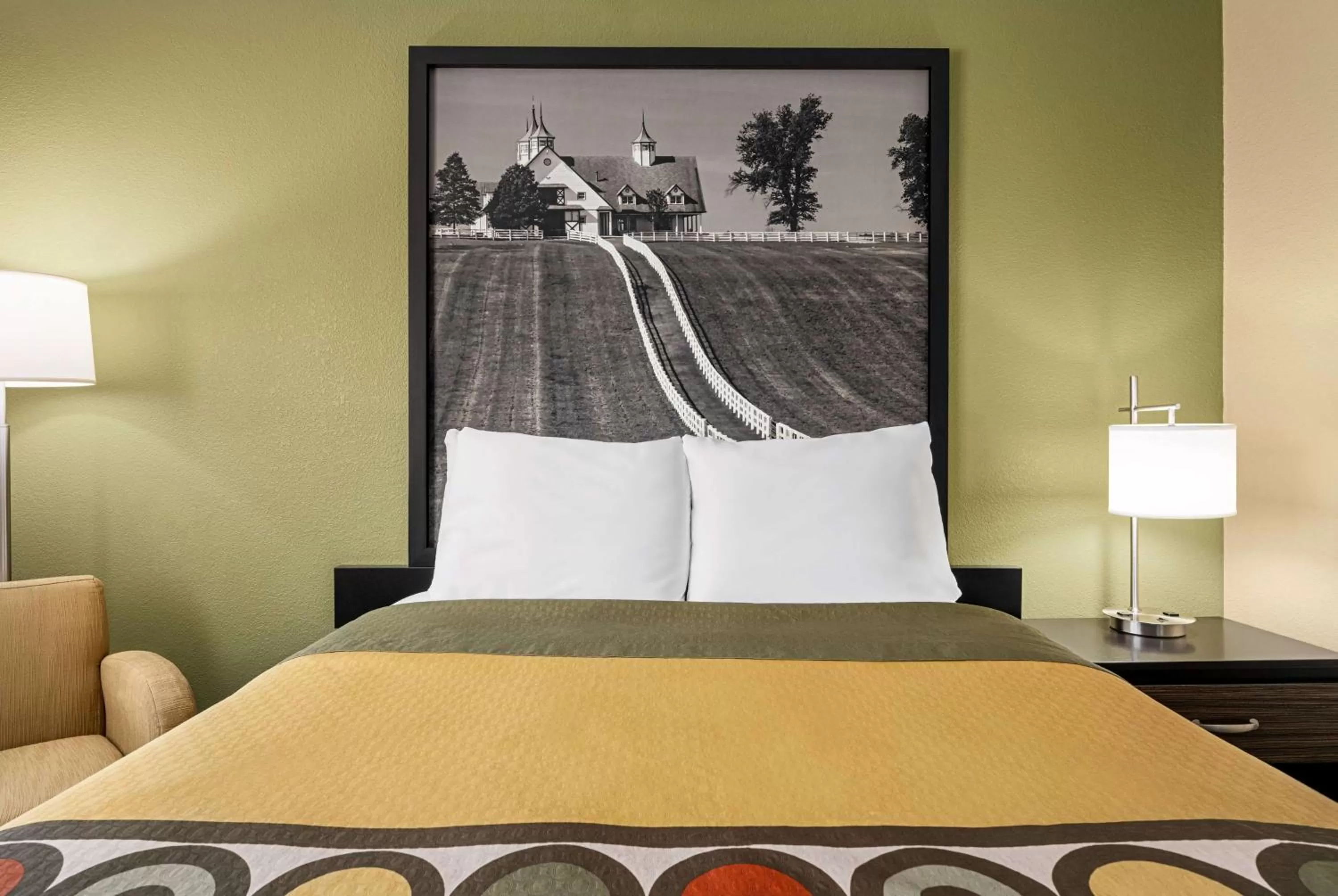 Bed in Super 8 by Wyndham Maysville KY