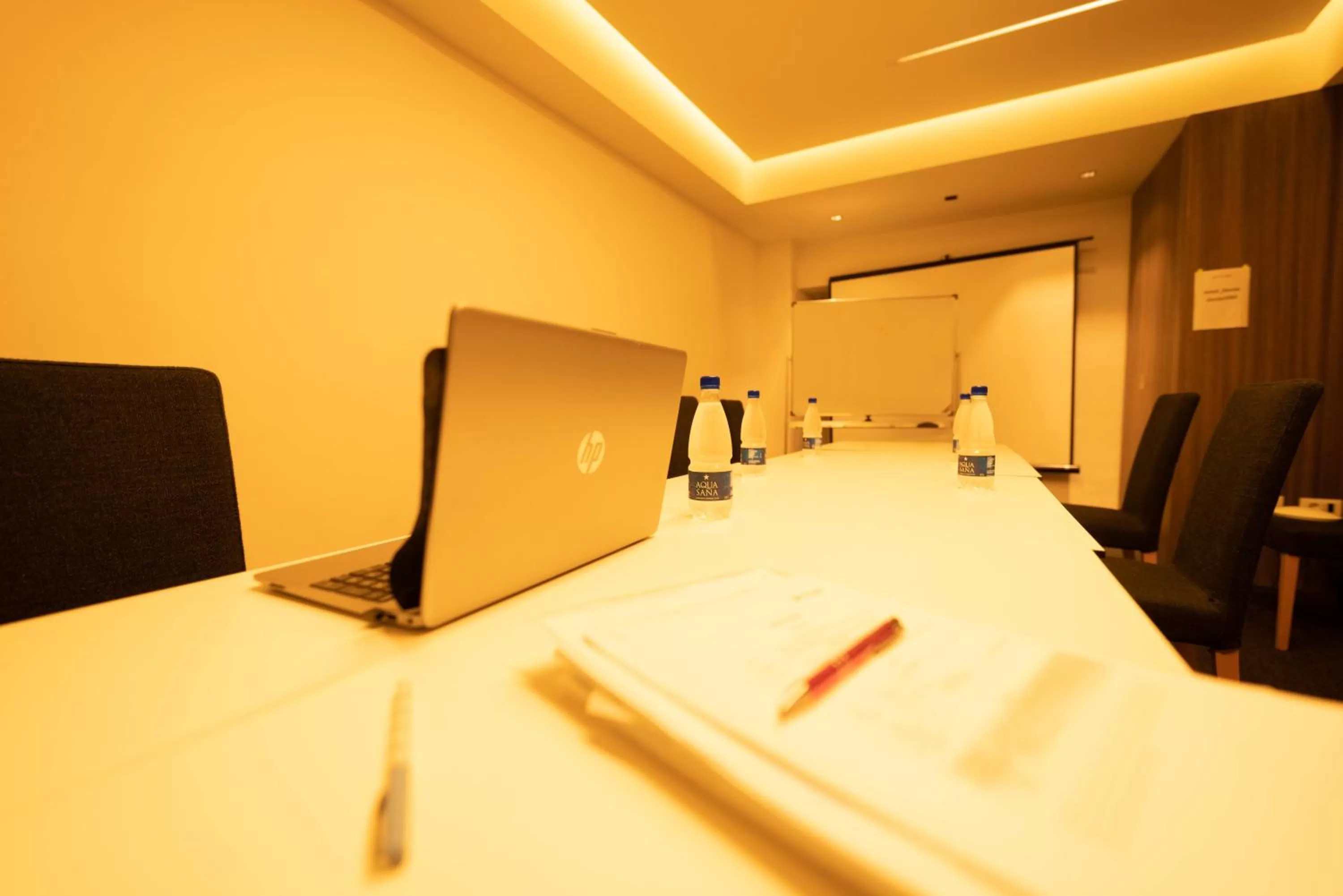 Meeting/conference room in Slavija Culture Heritage Hotel