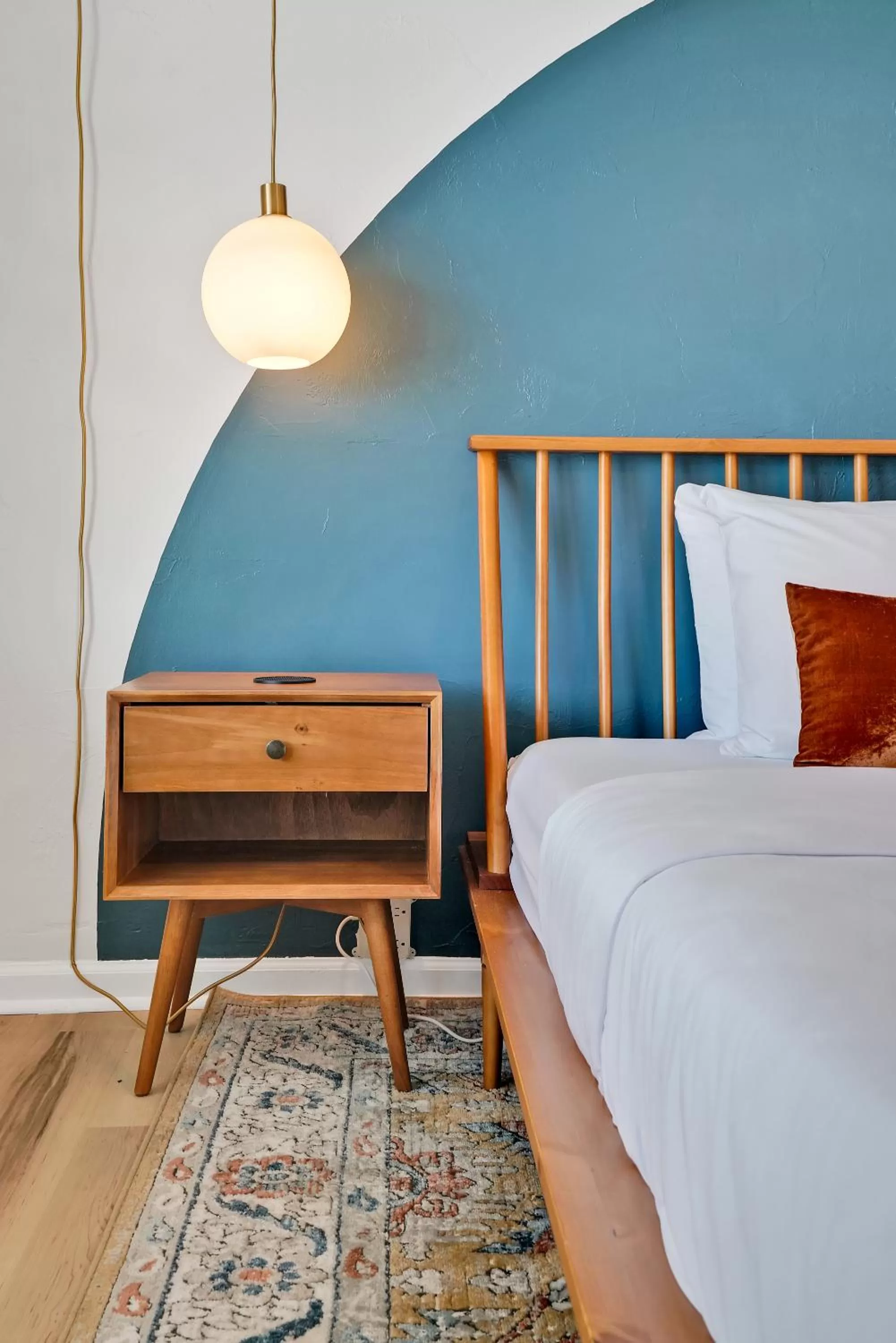 Bed in The Starlite Inn