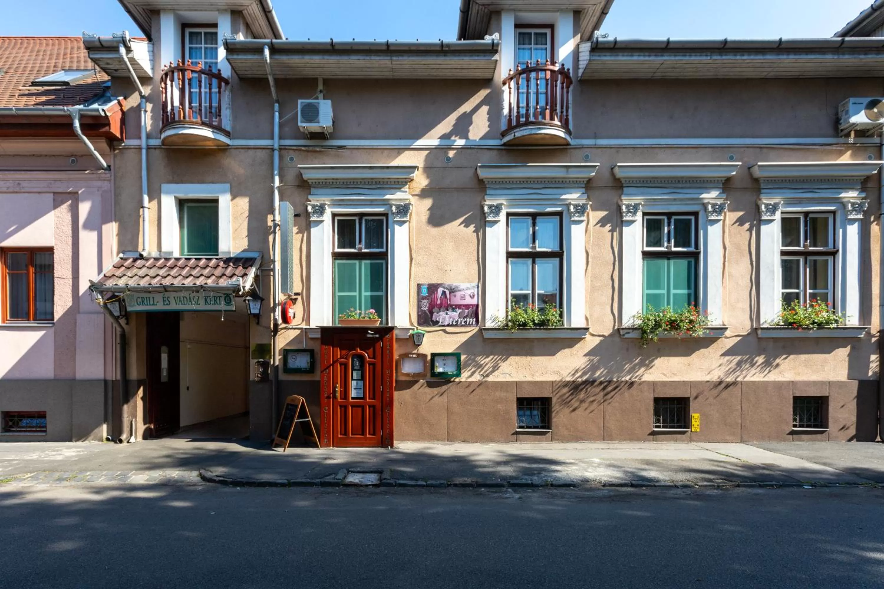 Property building in Illés Hotel