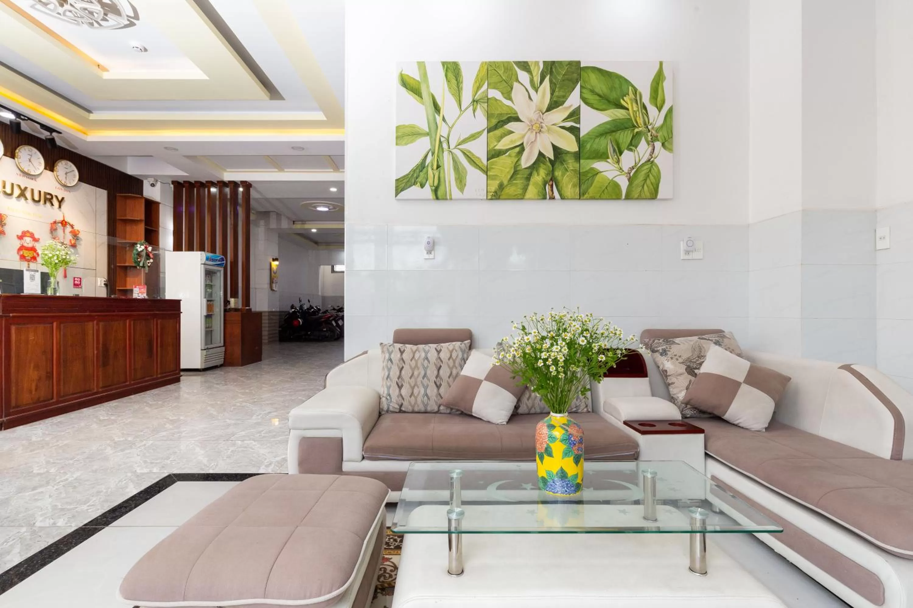 Communal lounge/ TV room, Lobby/Reception in Luxury Vườn Lài Hotel