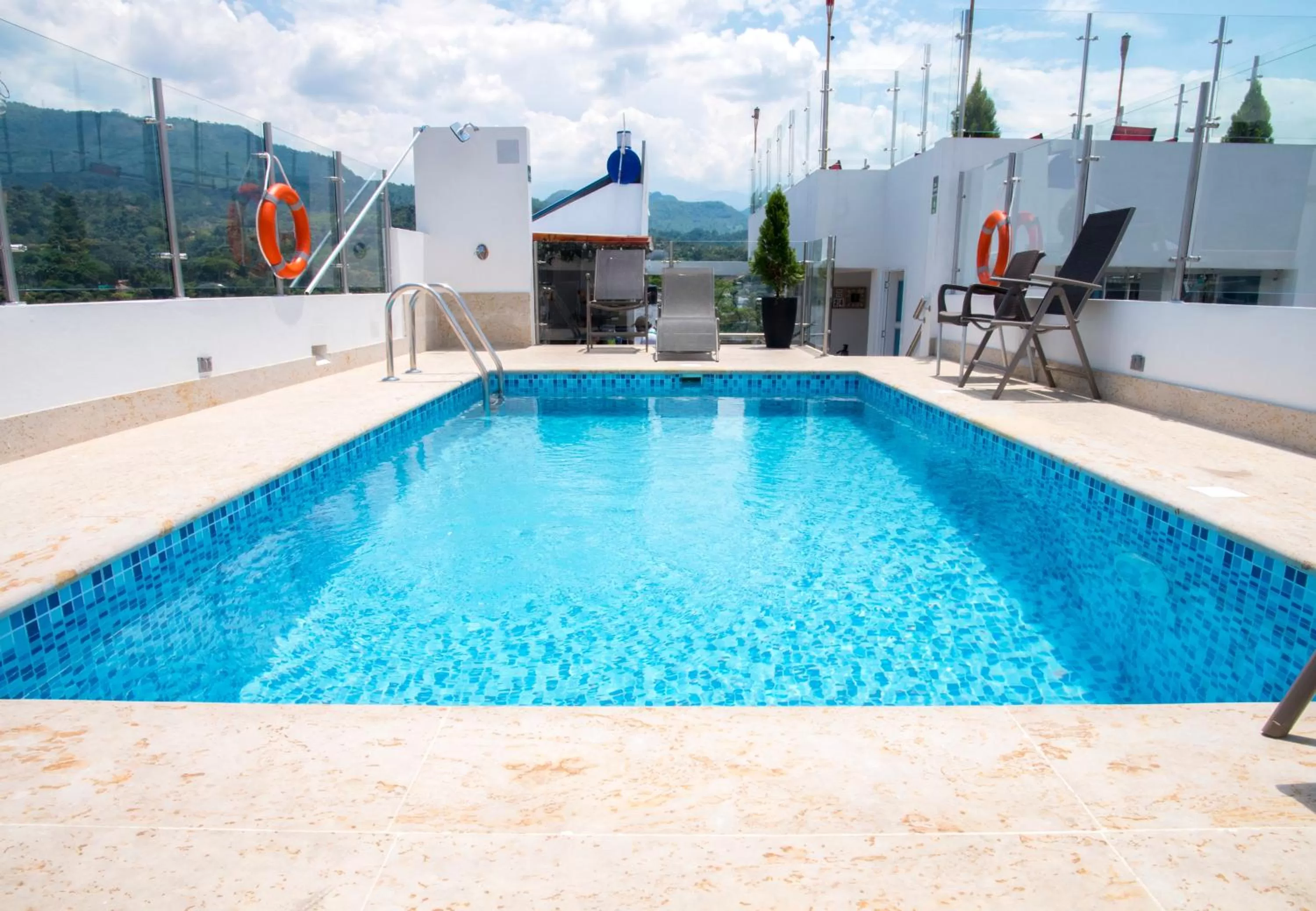 Property building, Swimming Pool in Hotel Grand H&R