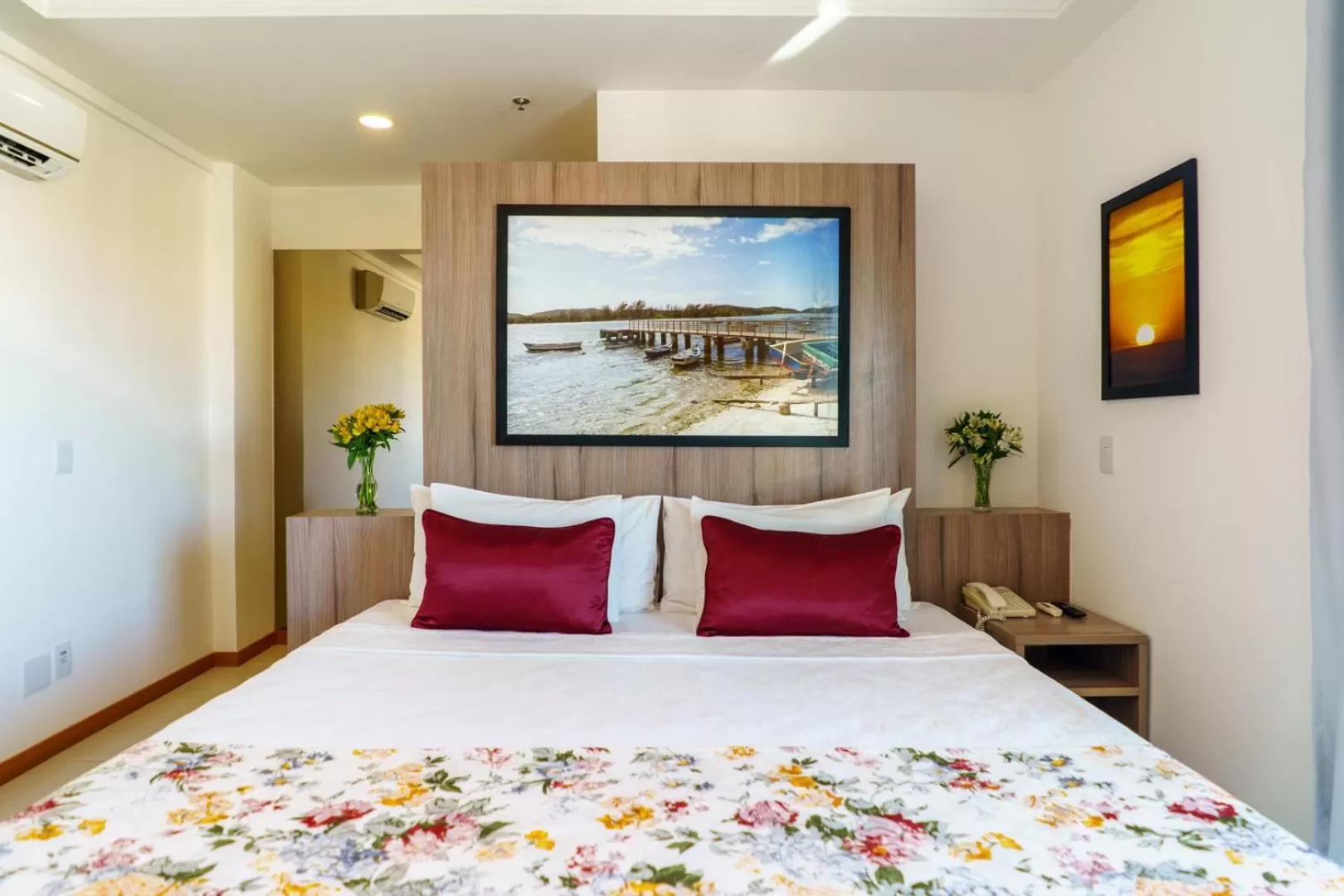 Bed in Oásis Cabo Frio Hotel