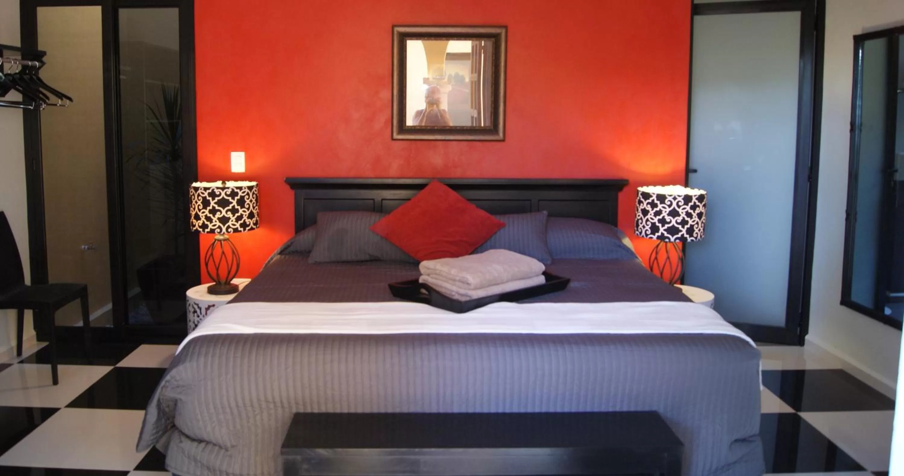 Bed in Ochenta Y Dos Bed & Breakfast & Spa