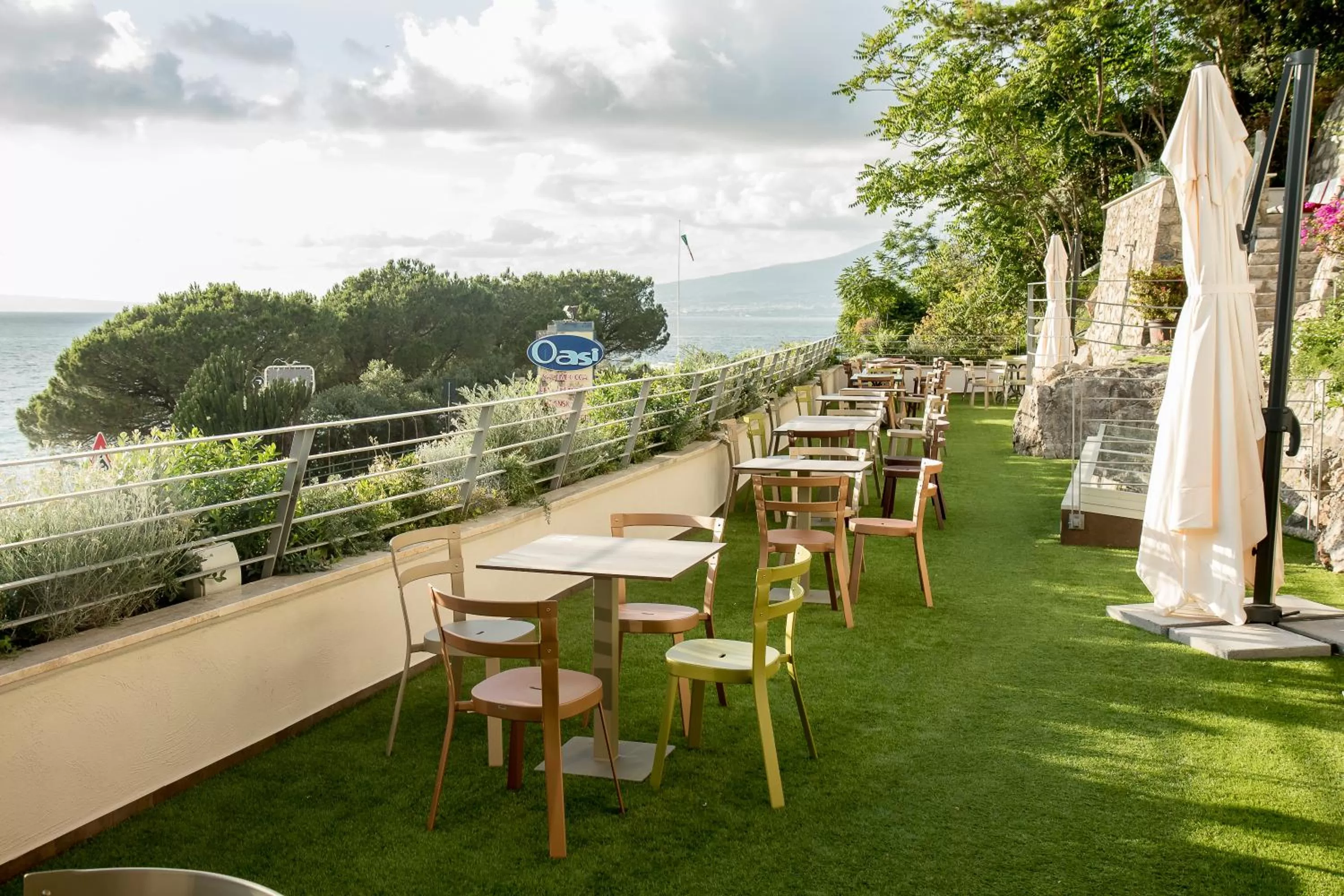 Restaurant/places to eat in Oasi Relais