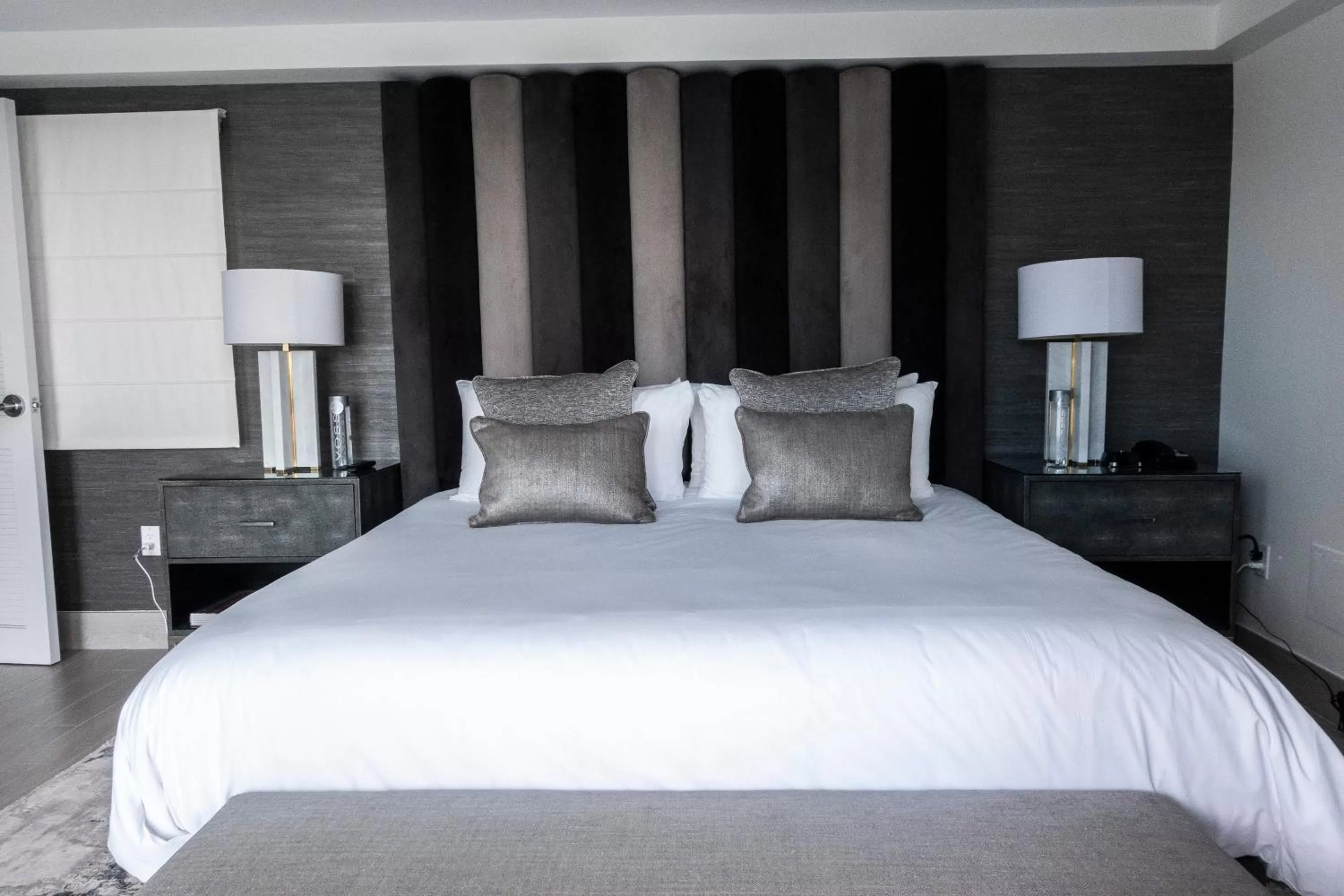 Bed in The Sagamore Hotel South Beach