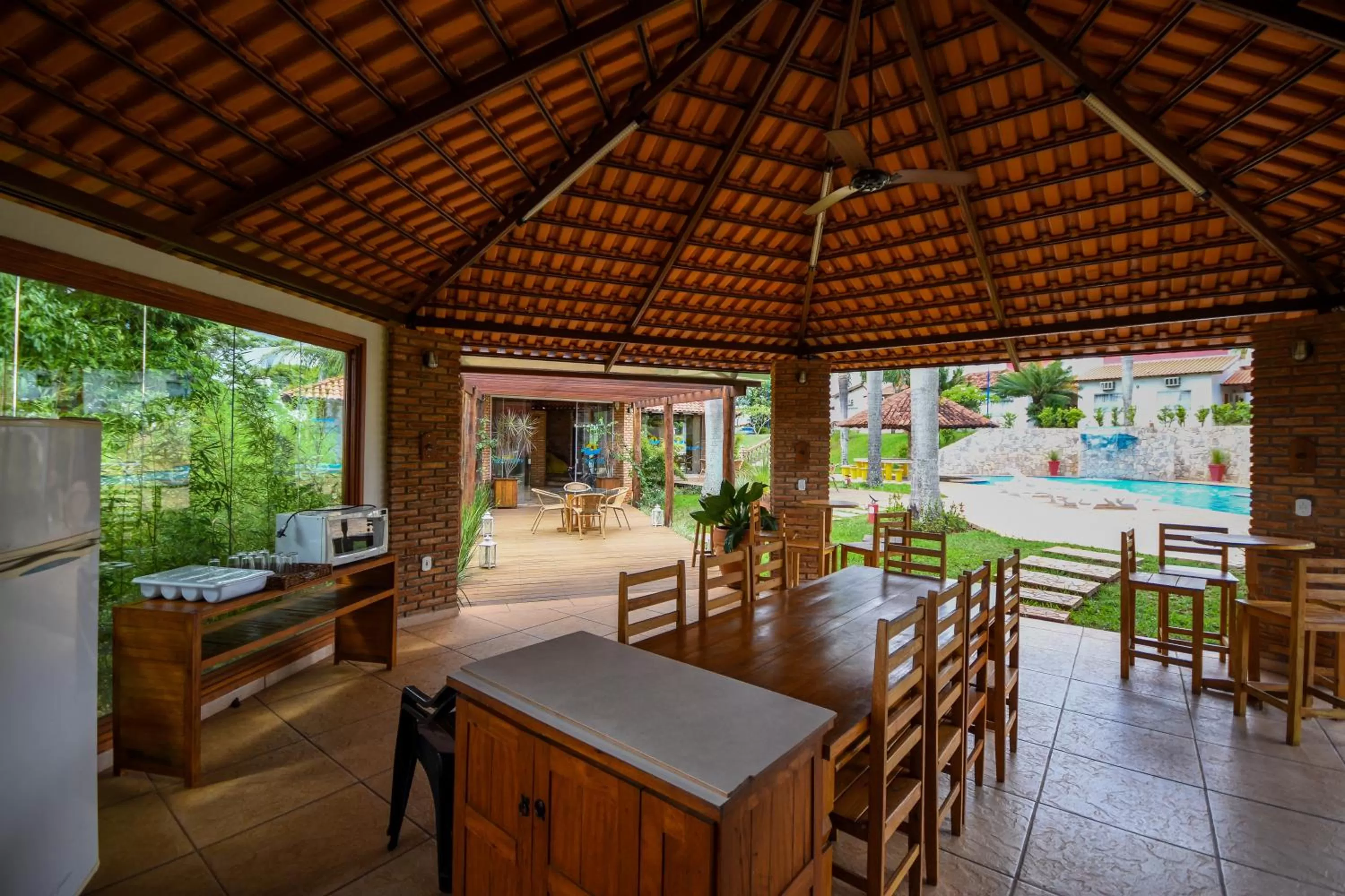 Restaurant/places to eat in HOTEL ABAPORU