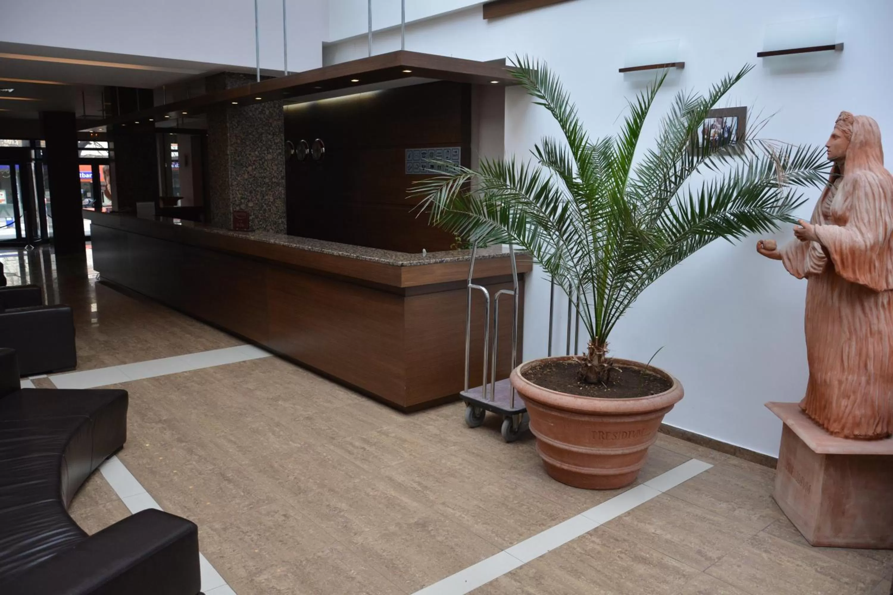 On-site shops in Hotel Presidivm Palace