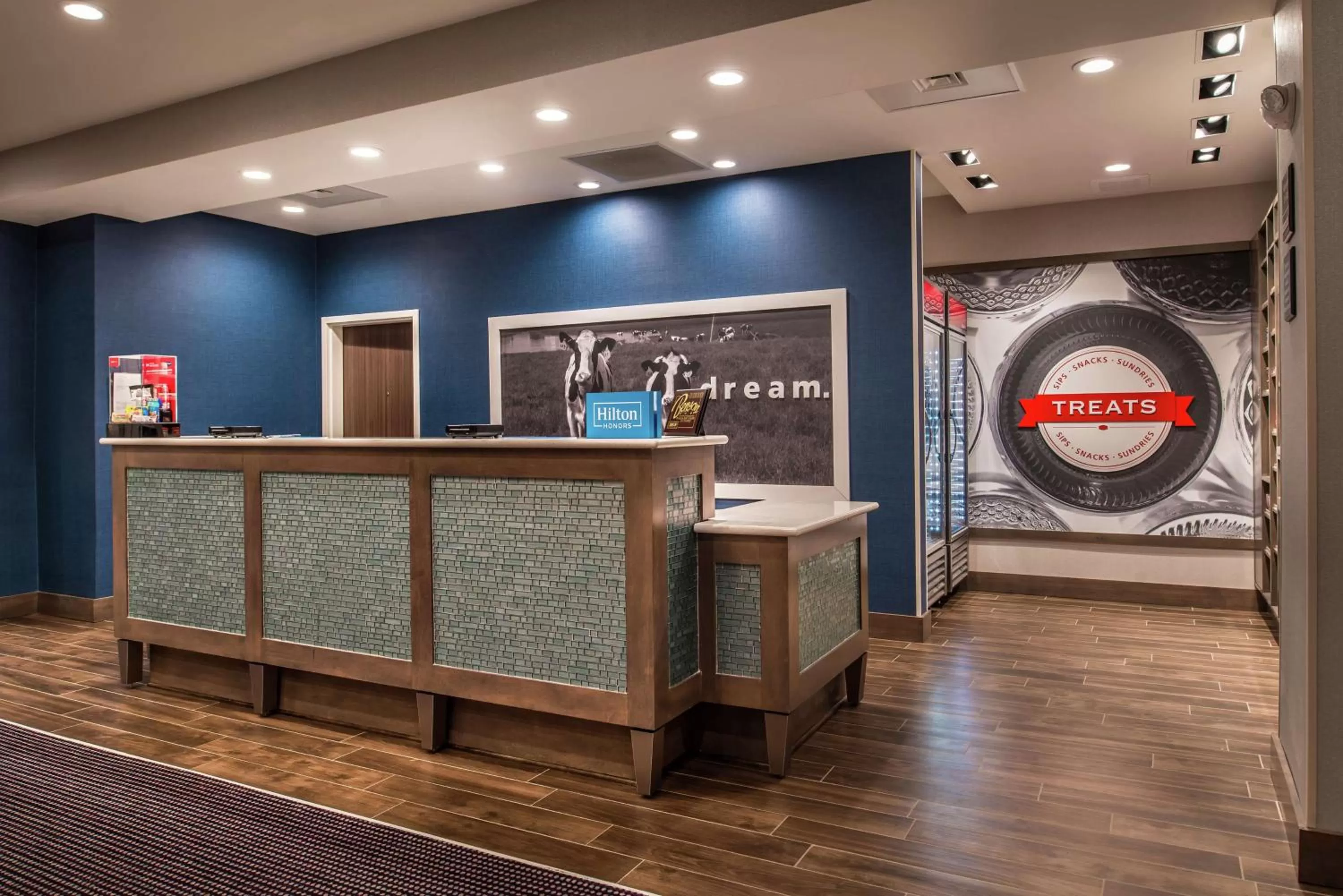 Lobby or reception in Hampton Inn Benson