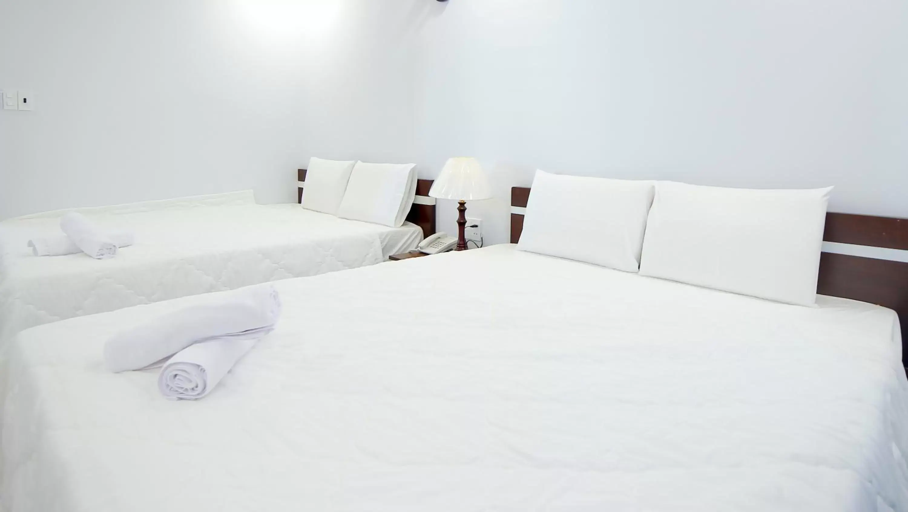 Standard Quadruple Room in Tân Thi Hotel Standard Quadruple Room in Tân Thi Hotel