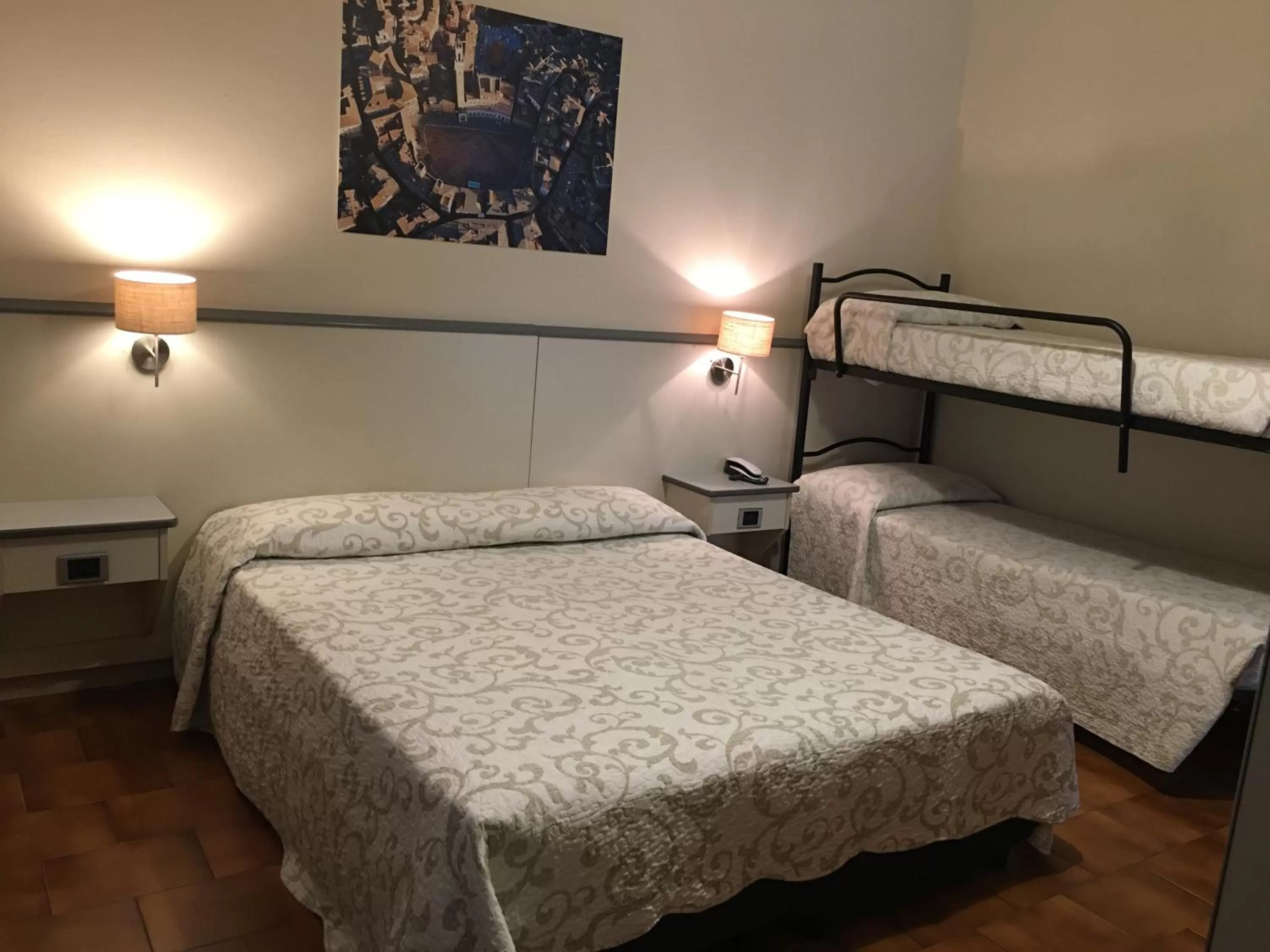 Garden view, Bed in Hotel Ai Tufi