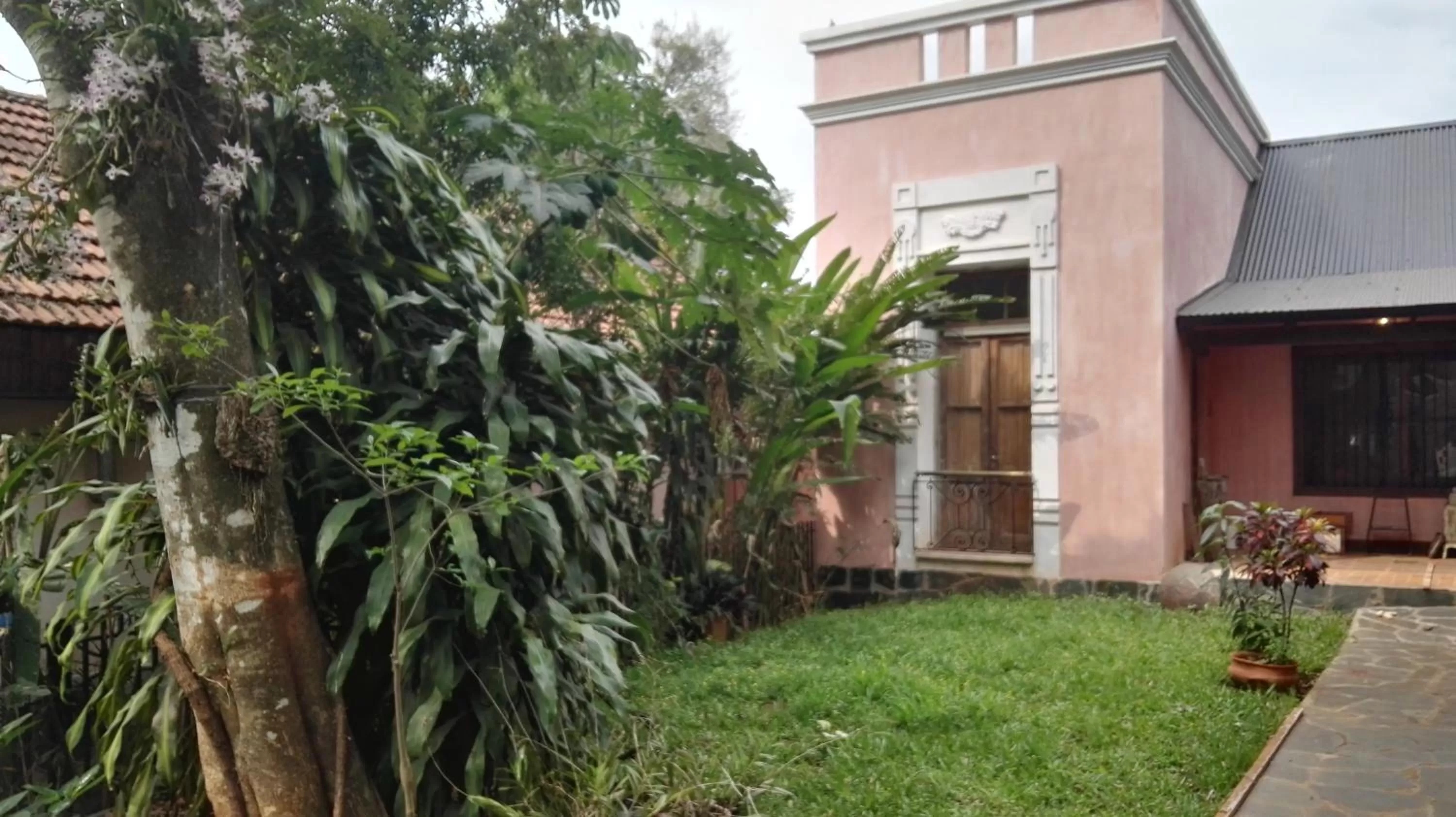 Garden, Property Building in Rincón Escondido B&B