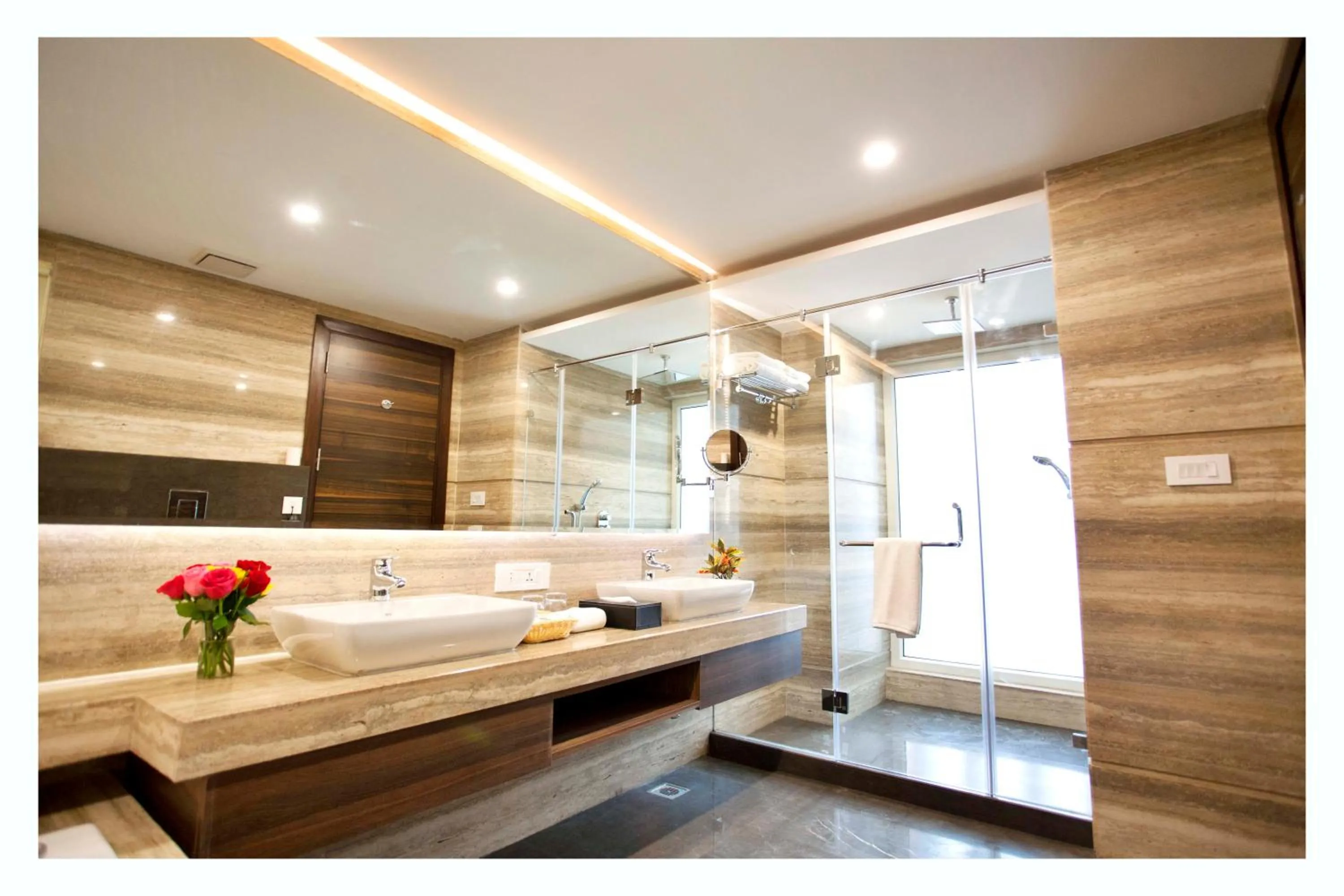 Bathroom in Kaisons Inn (Near Apollo Hospital)