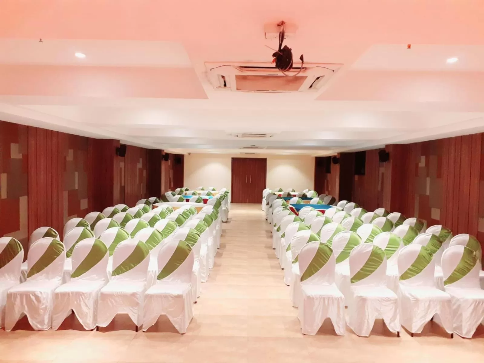 Banquet/Function facilities, Banquet Facilities in Hotel Aurus