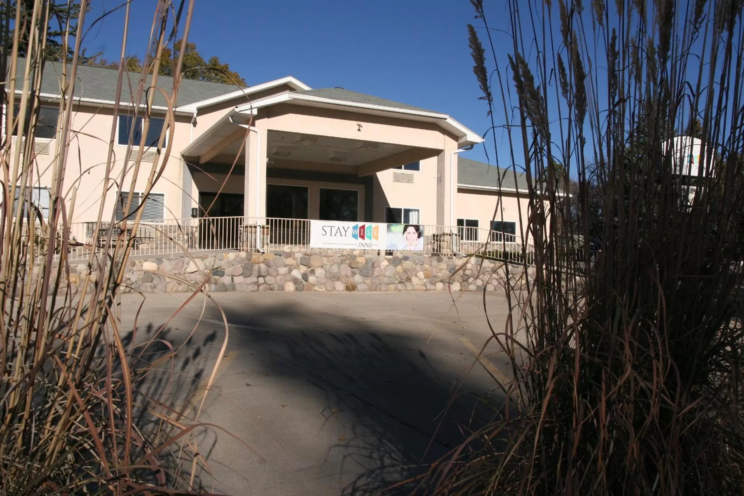 Property building in Stay Wise Inn Cedaredge