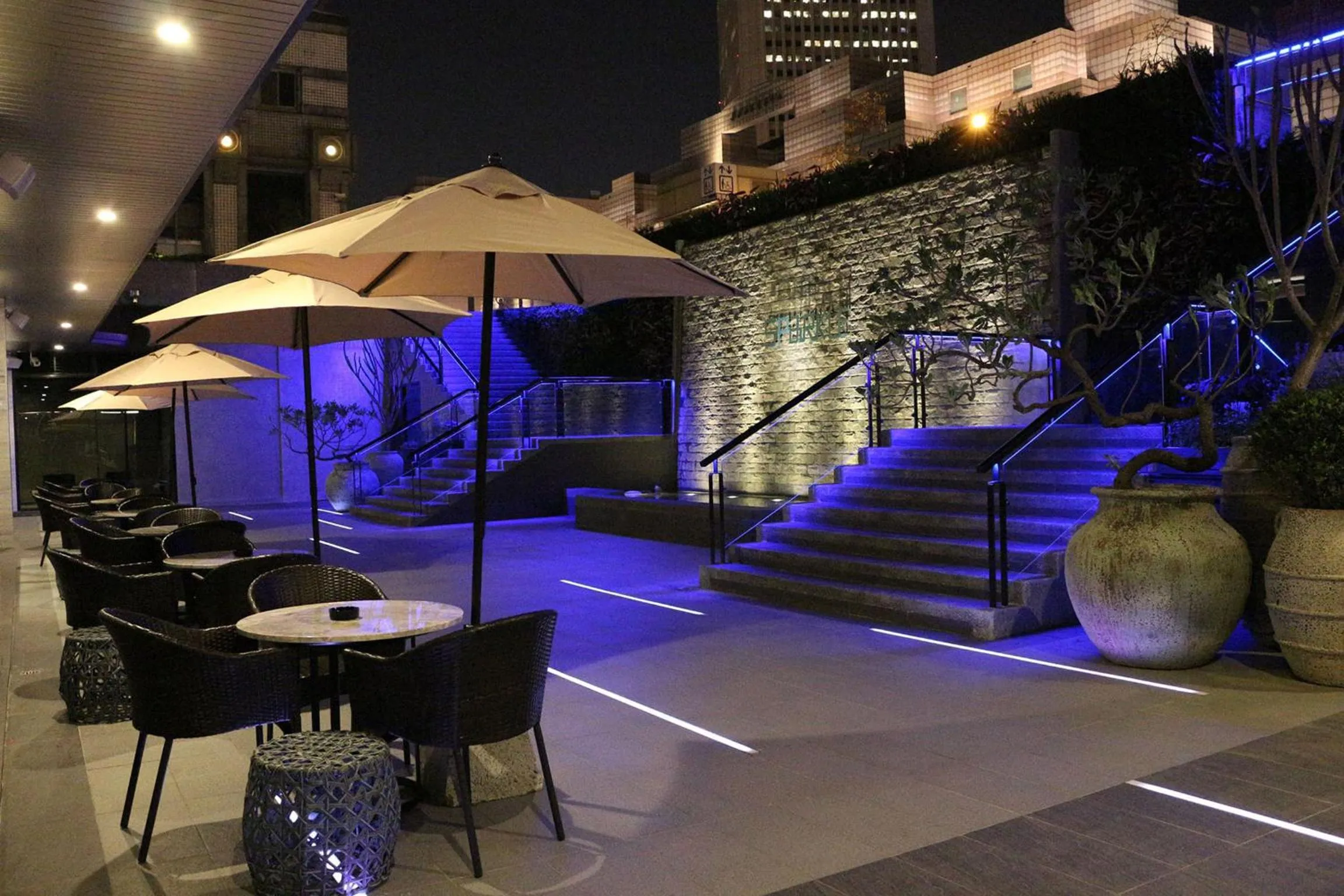 Facade/entrance in Taipei 101 SPARKLE Hotel