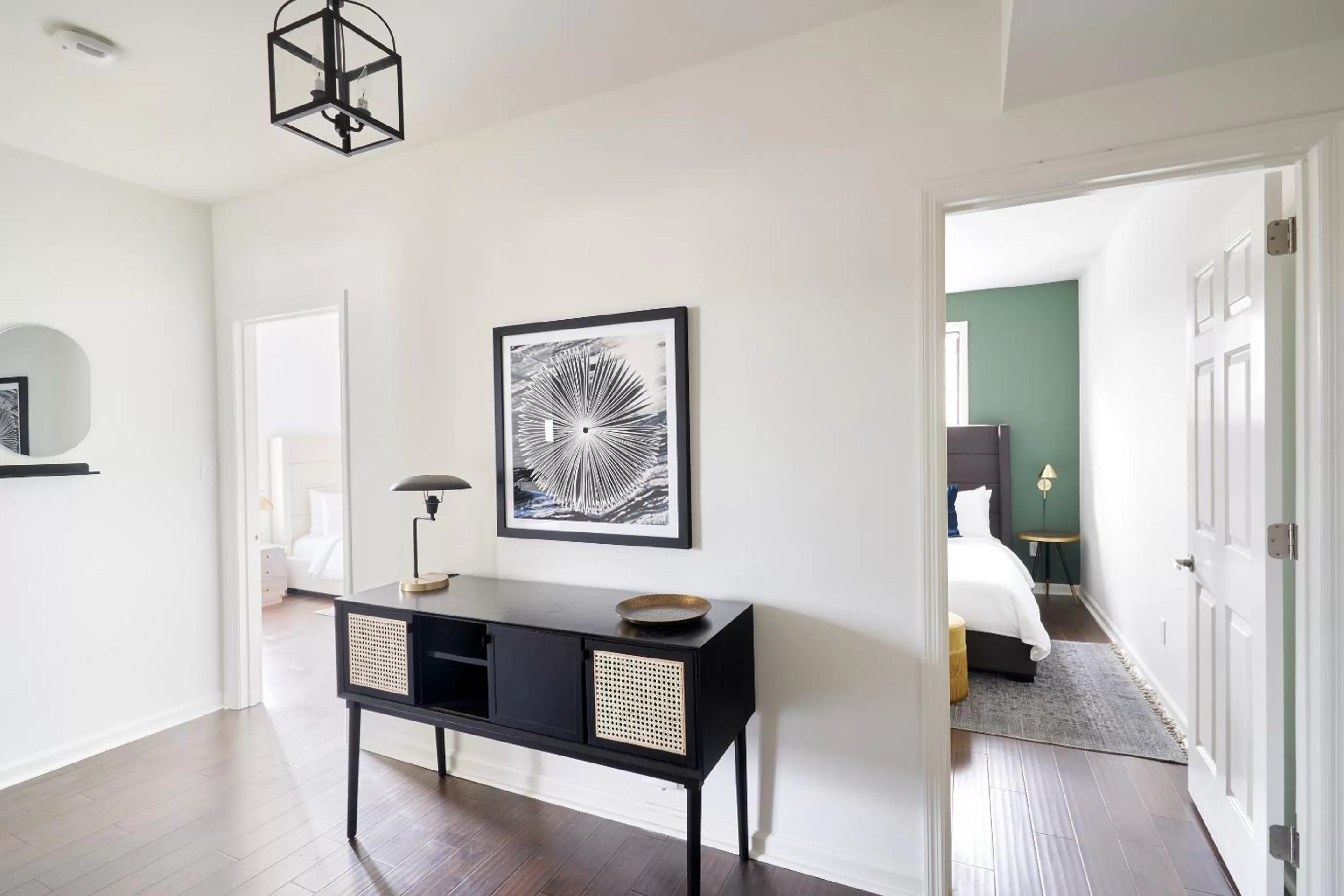 Kitchen/Kitchenette in Sonder at Euclid Court