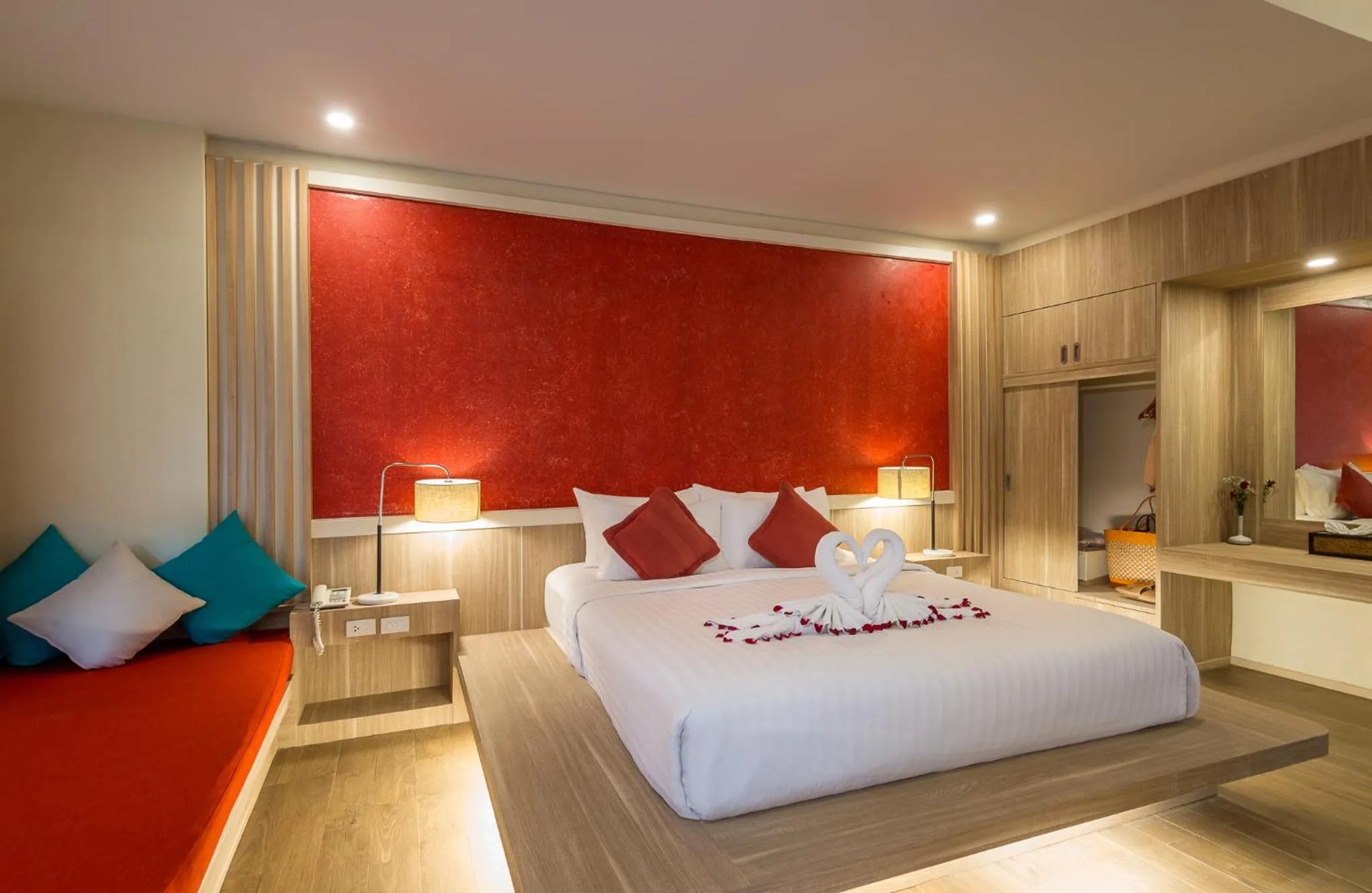 Bed in Lanta Sand Resort & Spa