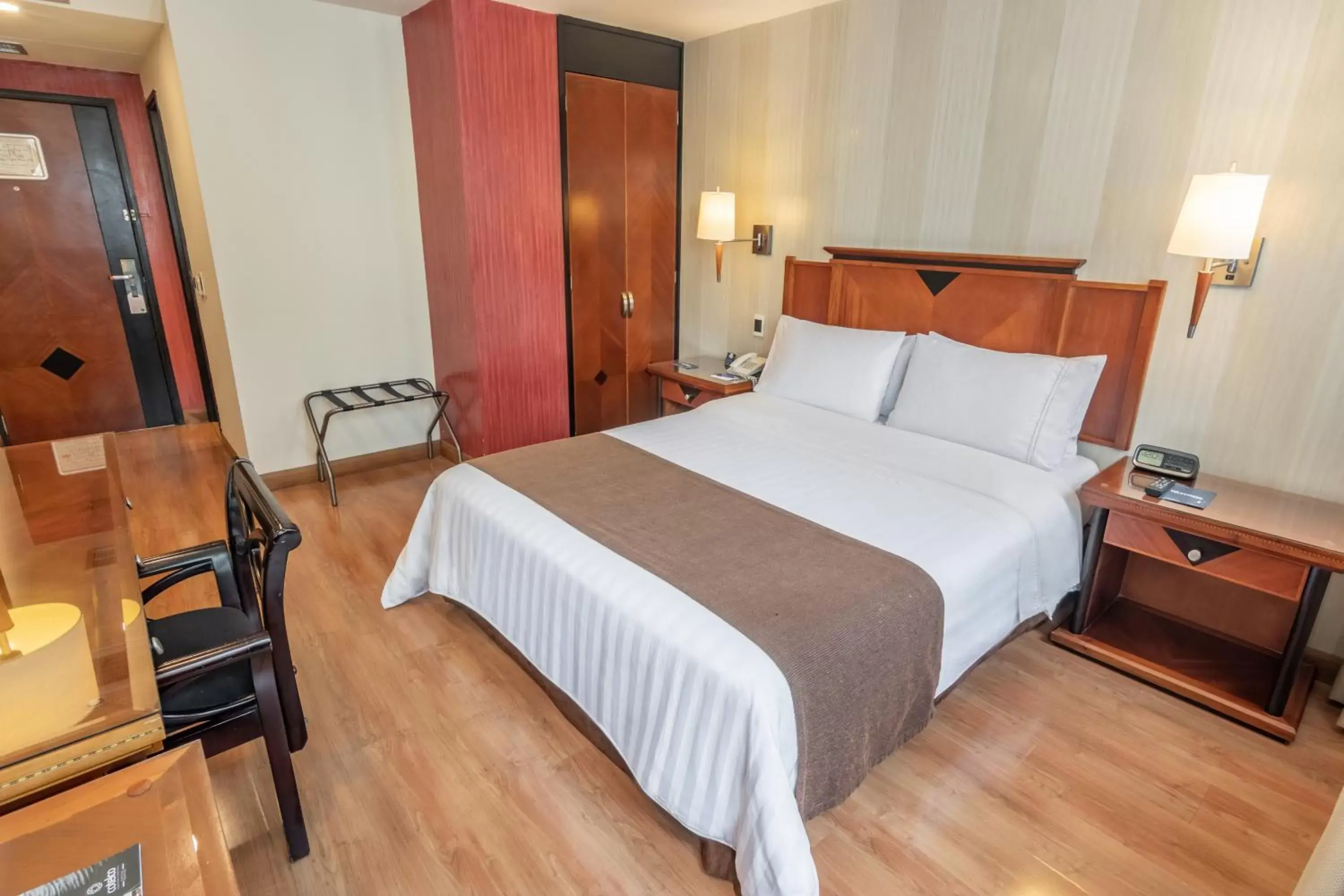 Single Room in GHL Hotel Abadia Plaza Single Room in GHL Hotel Abadia Plaza